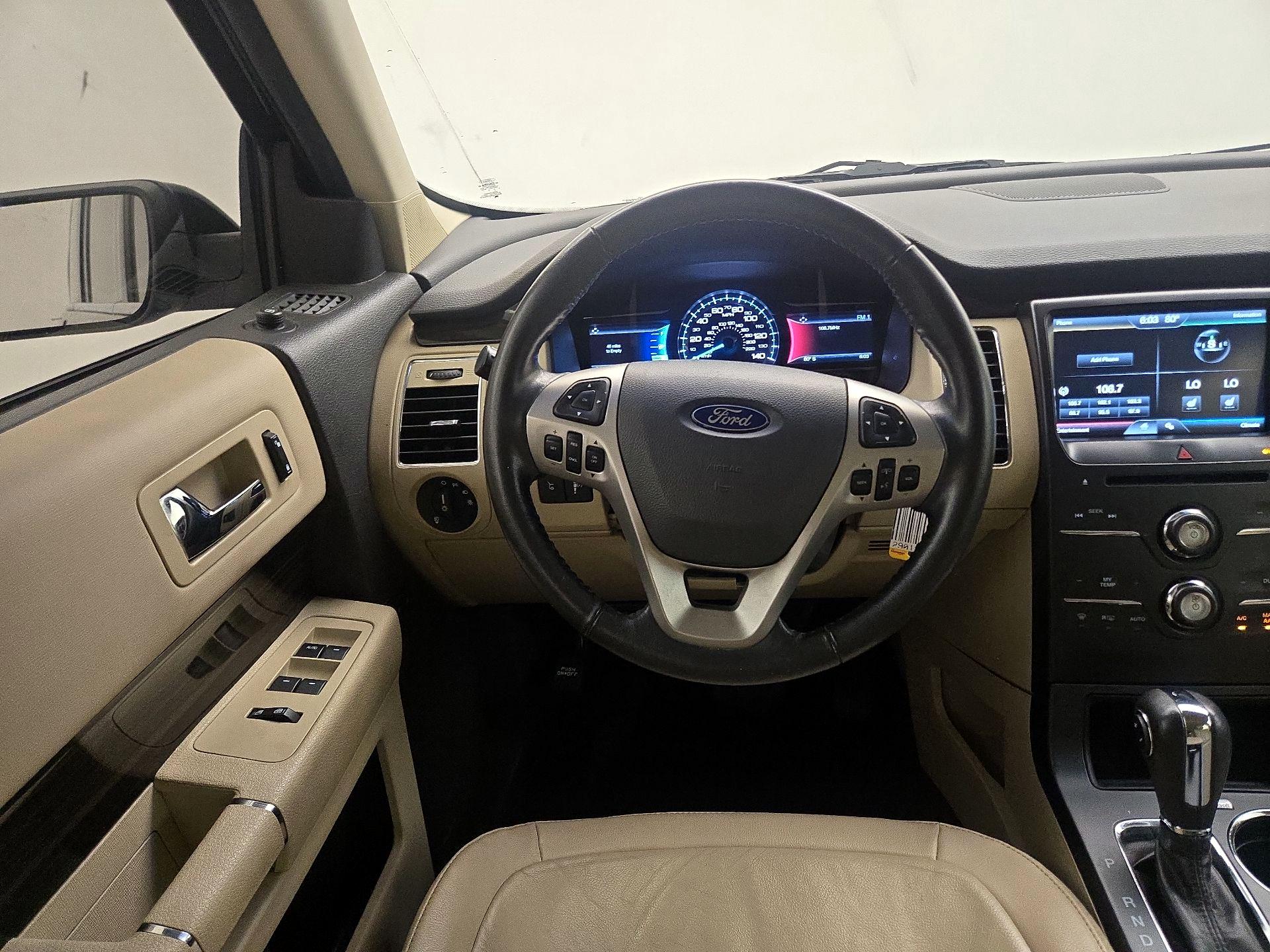 Thumbnail: 2014 Ford Flex - 10