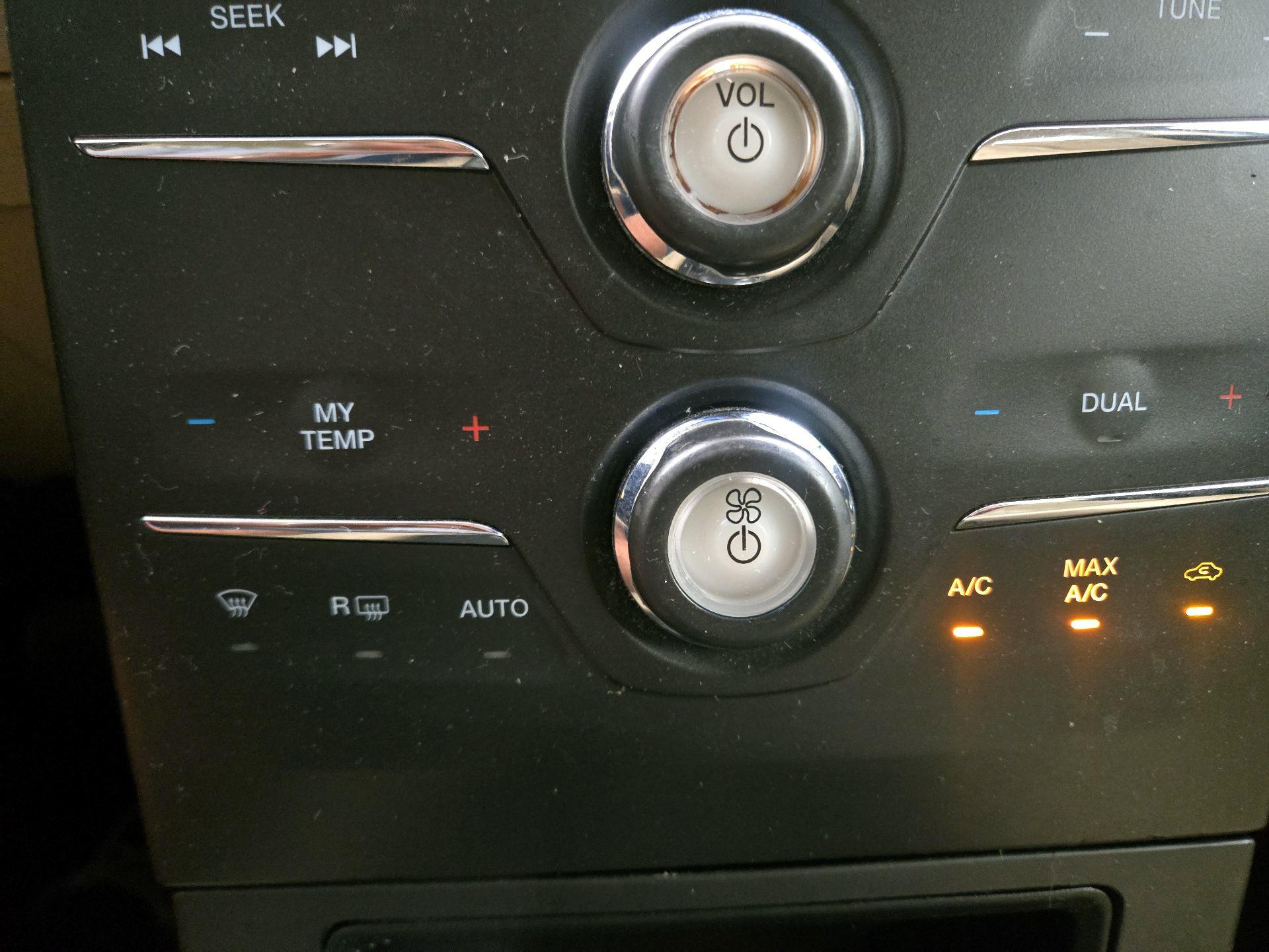Thumbnail: 2014 Ford Flex - 16