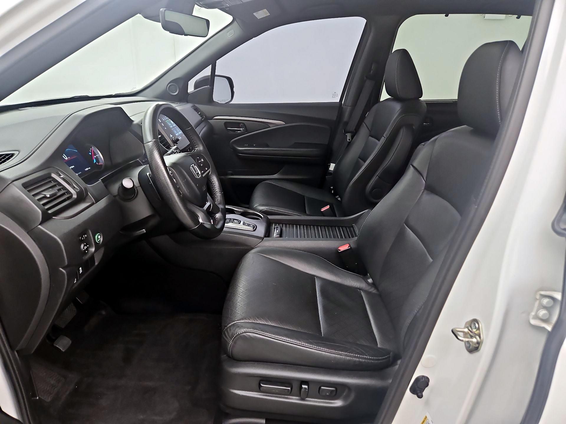 Thumbnail: 2019 Honda Passport - 11