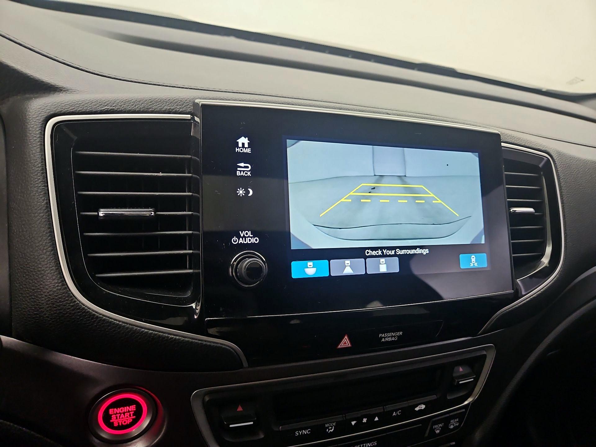 Thumbnail: 2019 Honda Passport - 14