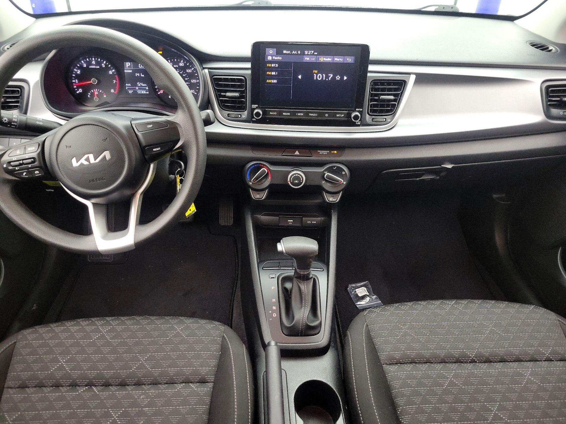 Thumbnail: 2023 Kia Rio - 9