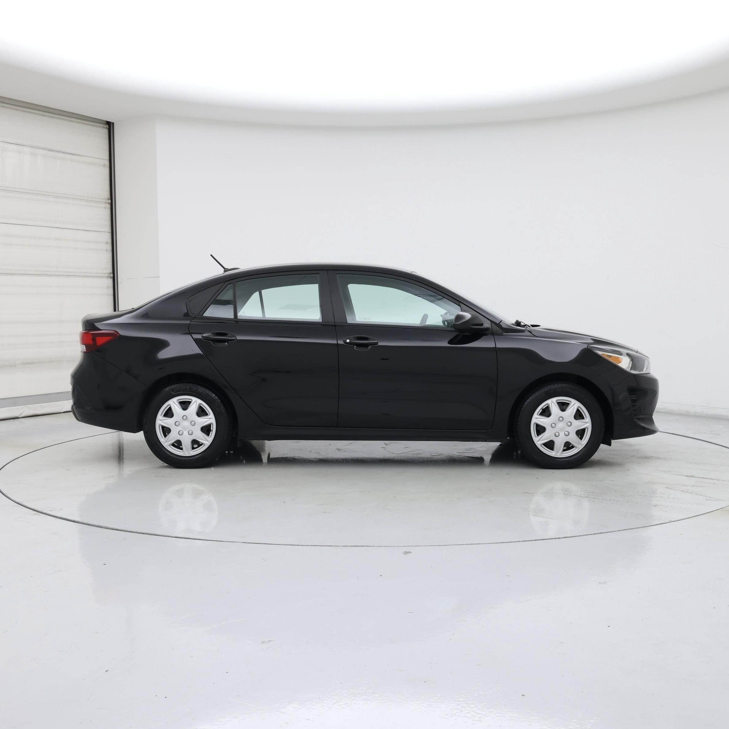 Thumbnail: 2023 Kia Rio - 7