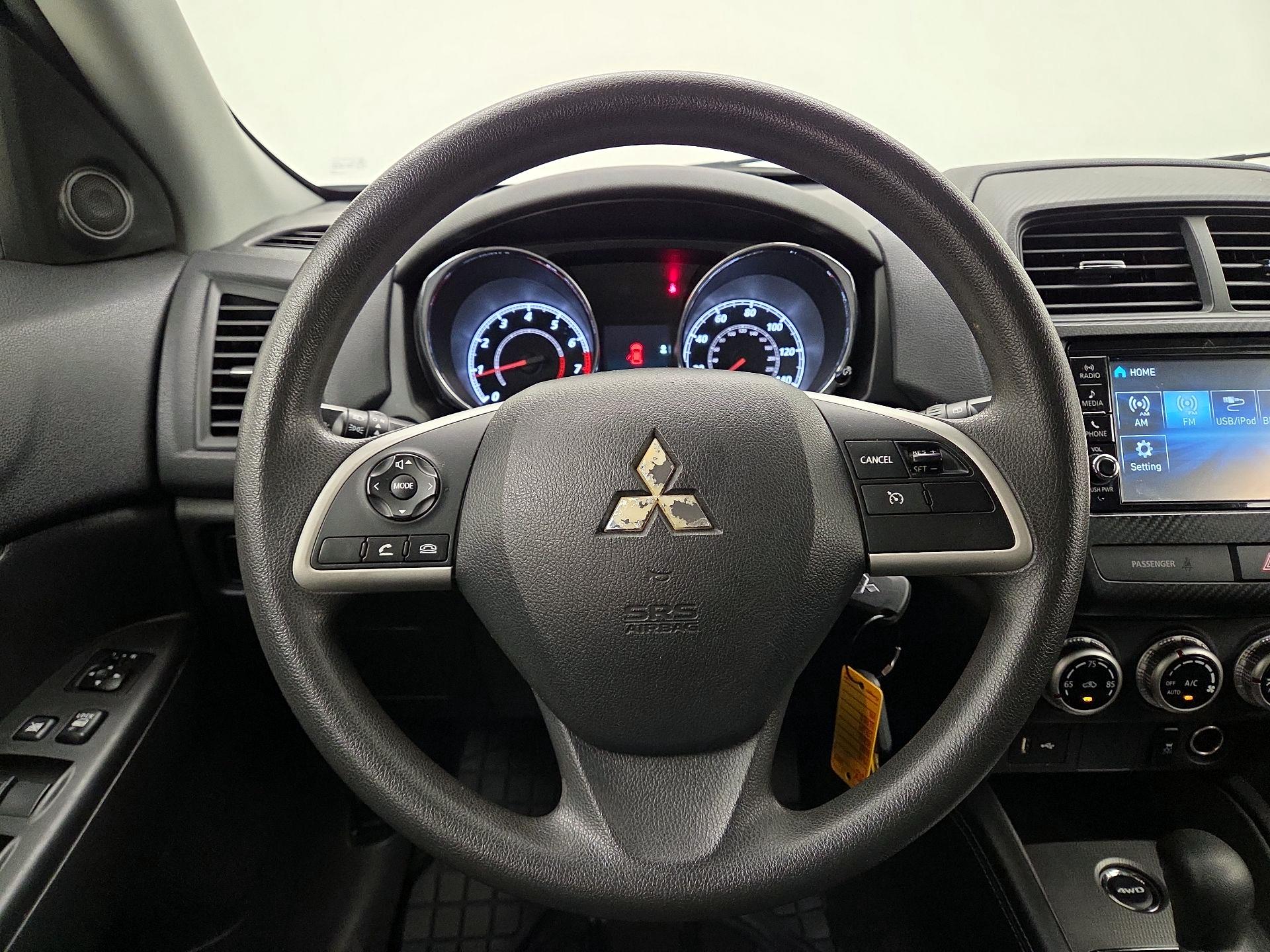 Thumbnail: 2021 Mitsubishi Outlander Sport - 10