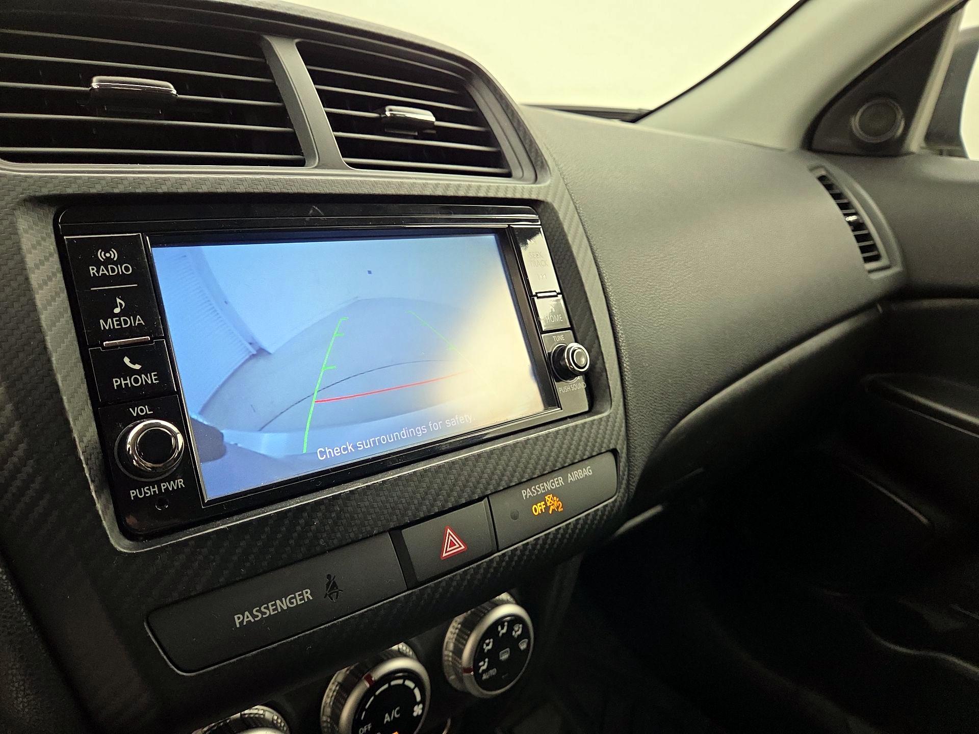 Thumbnail: 2021 Mitsubishi Outlander Sport - 13