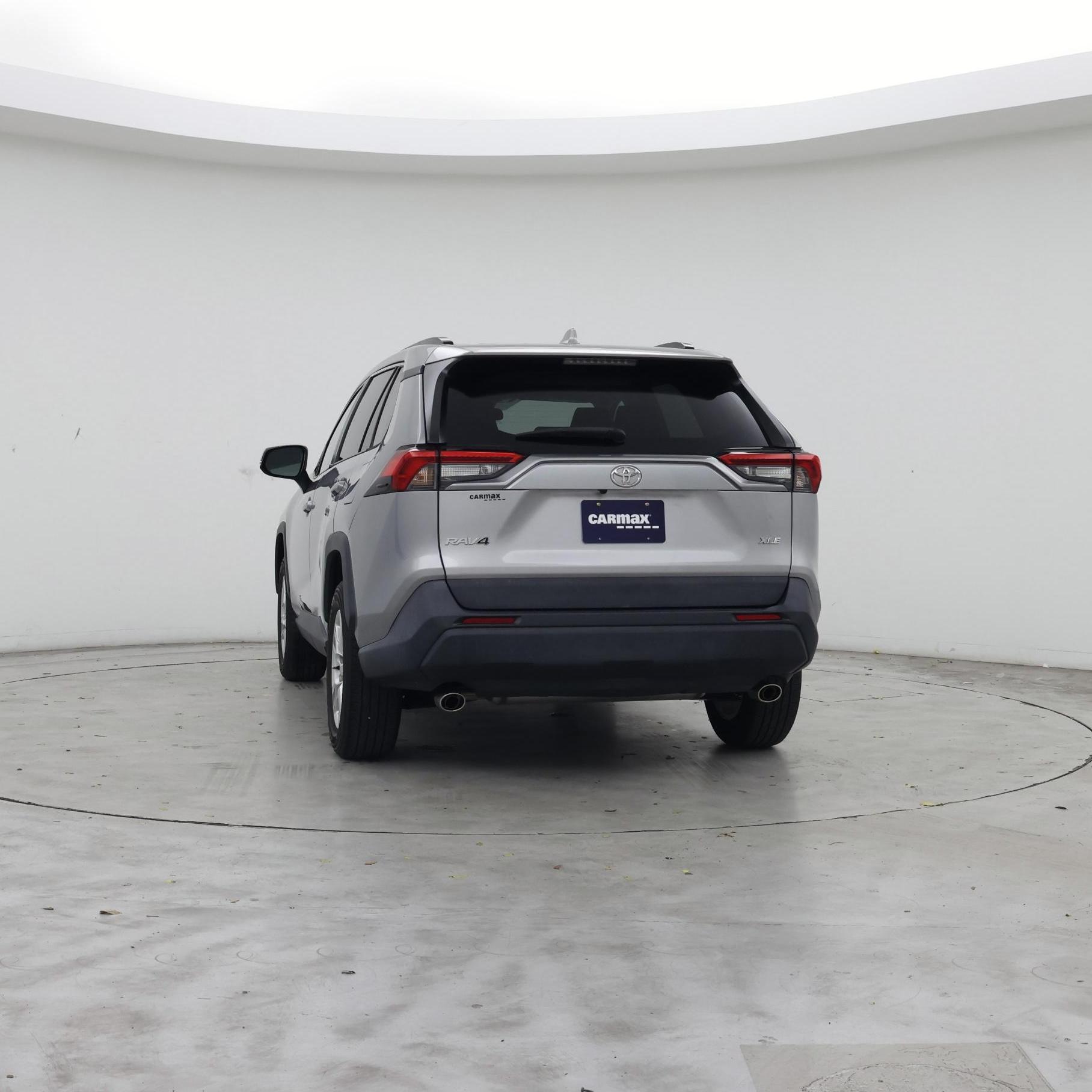 Thumbnail: 2021 Toyota RAV4 - 6