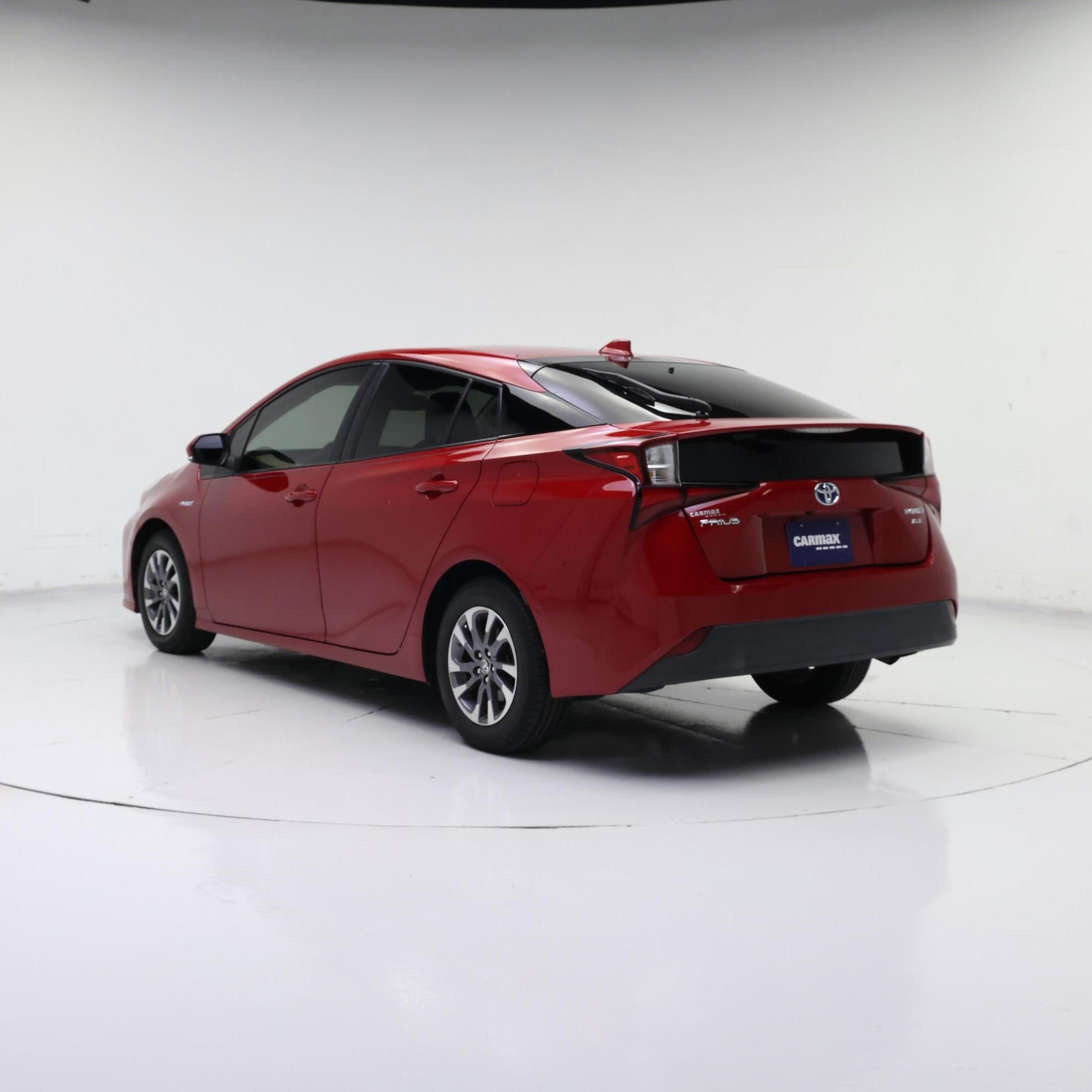 Thumbnail: 2021 Toyota Prius - 2