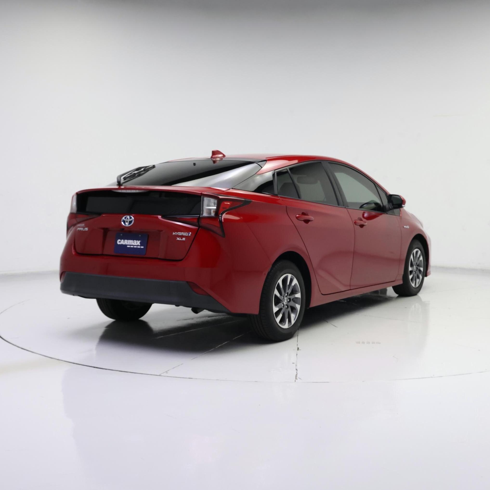 Thumbnail: 2021 Toyota Prius - 8