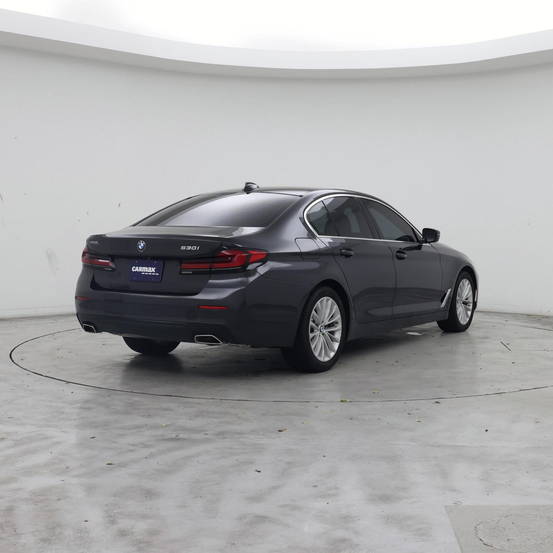 Thumbnail: 2023 BMW 5 Series - 8