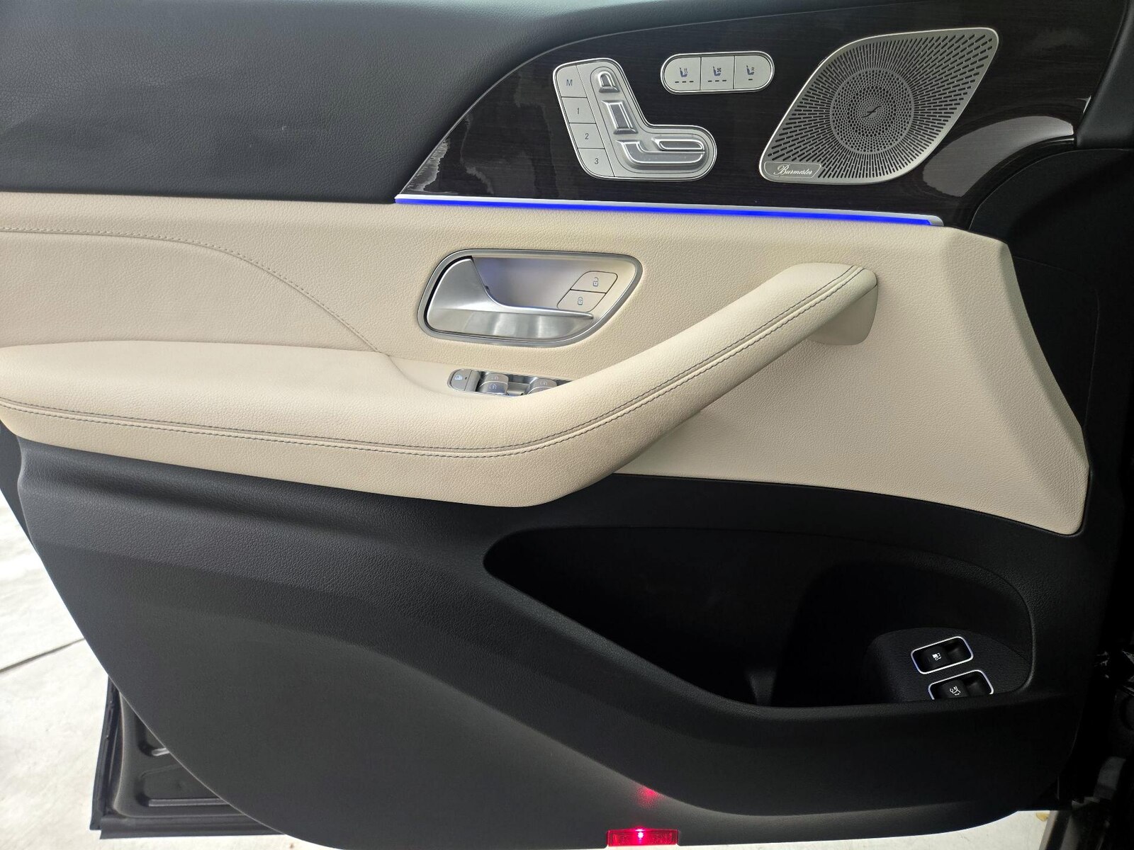 2024 Mercedes-Benz GLE GLE450E - Photo 13