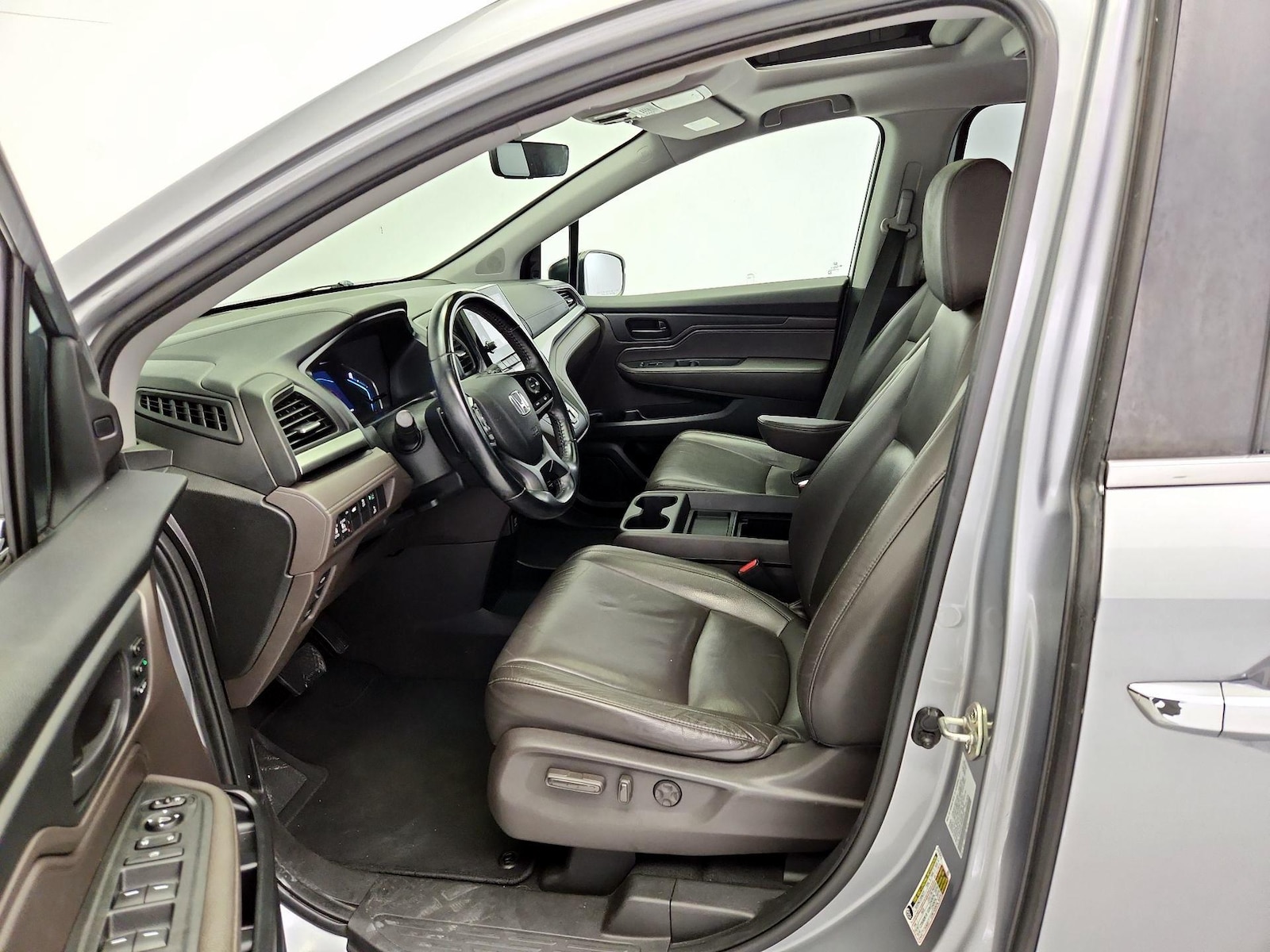 2019 Honda Odyssey EX-L - Photo 12