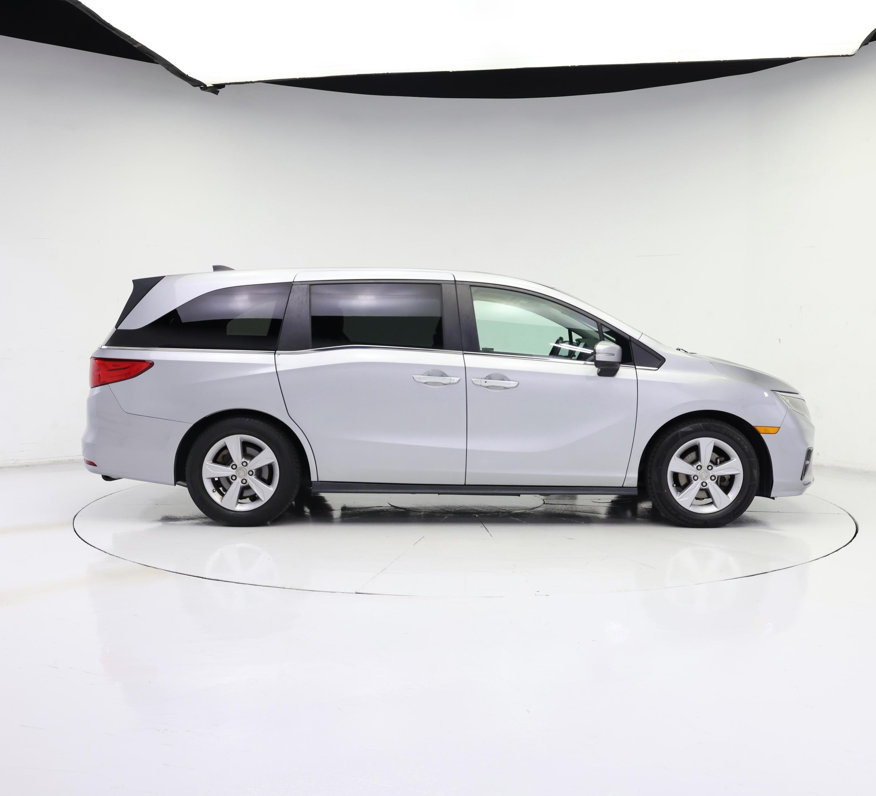 Thumbnail: 2019 Honda Odyssey - 7