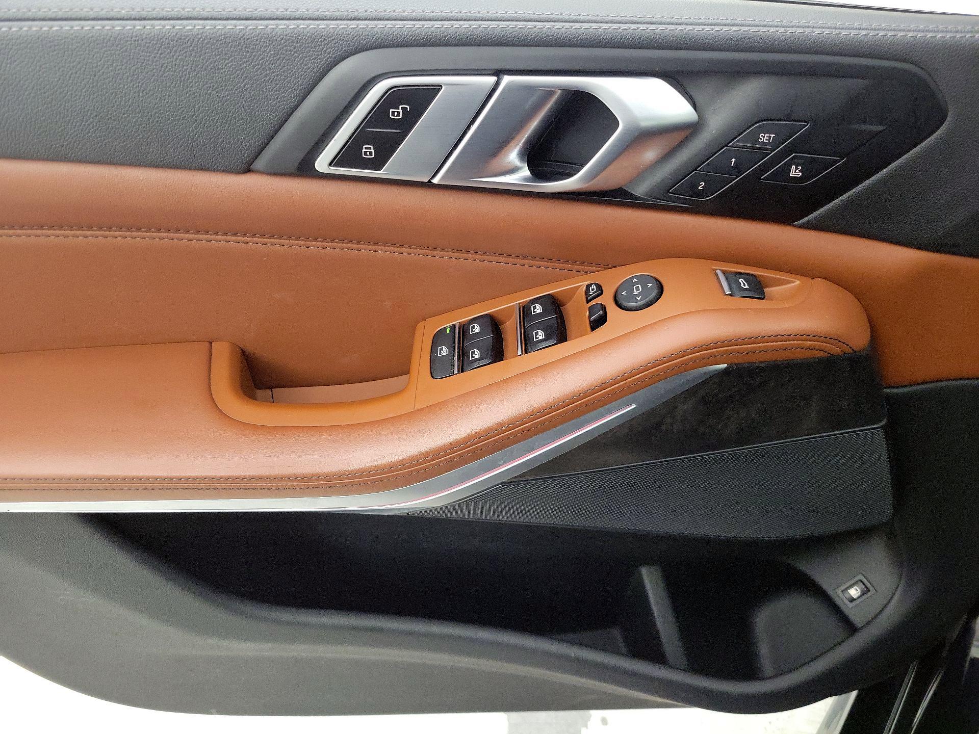 Thumbnail: 2022 BMW X5 - 12