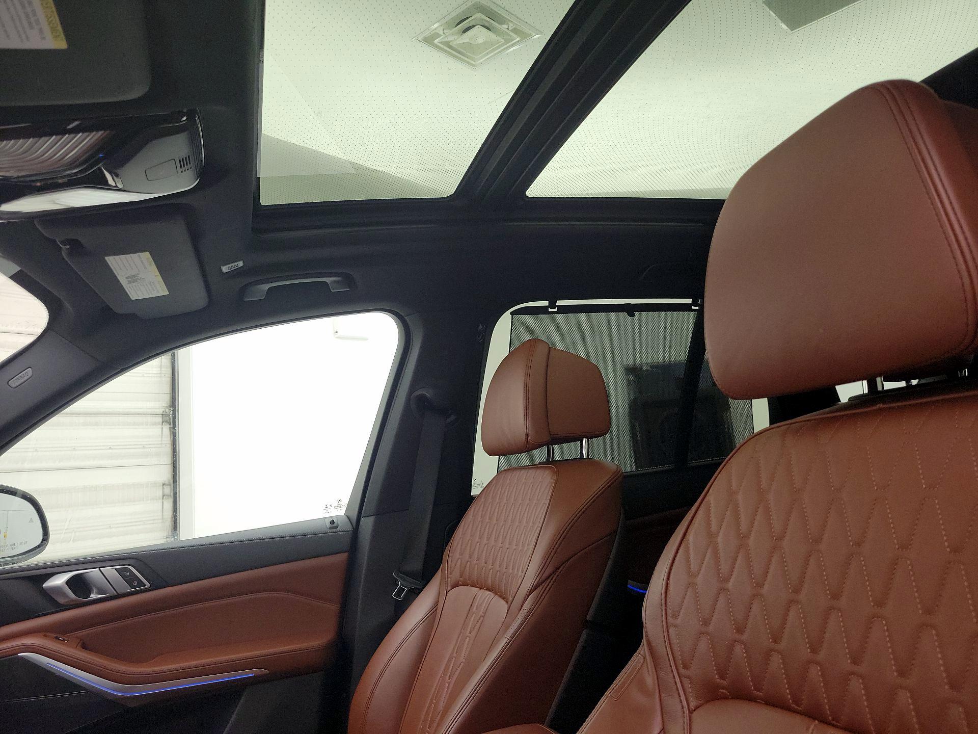 Thumbnail: 2022 BMW X5 - 19