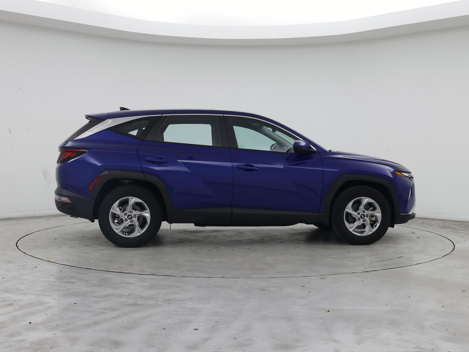 2023 Hyundai Tucson SE - Photo 8