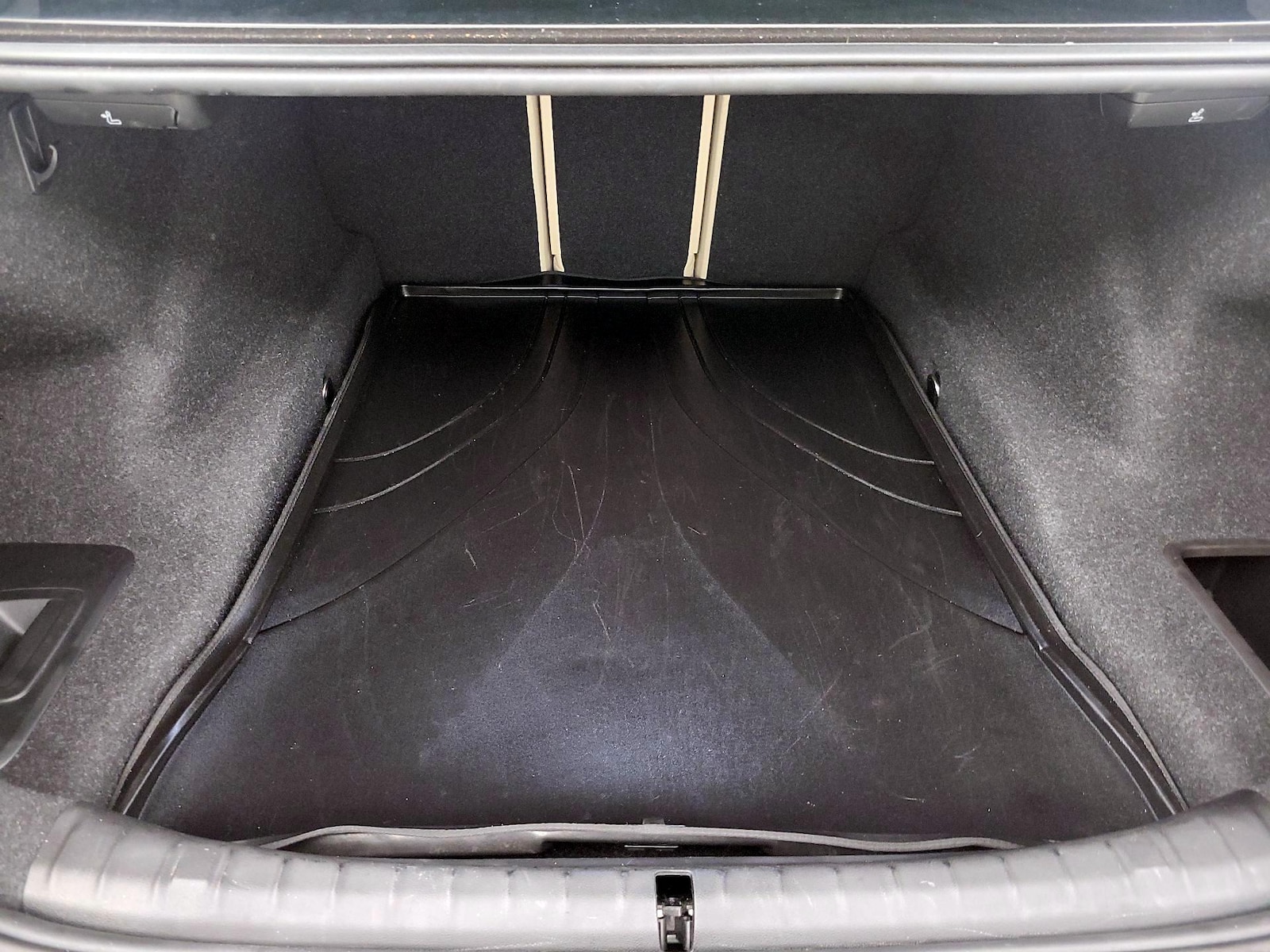 2022 BMW 5 Series 540i - Photo 23