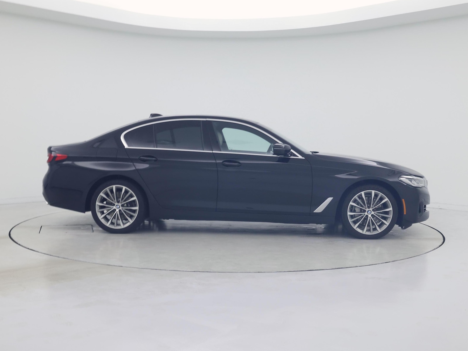 2022 BMW 5 Series 540i - Photo 8