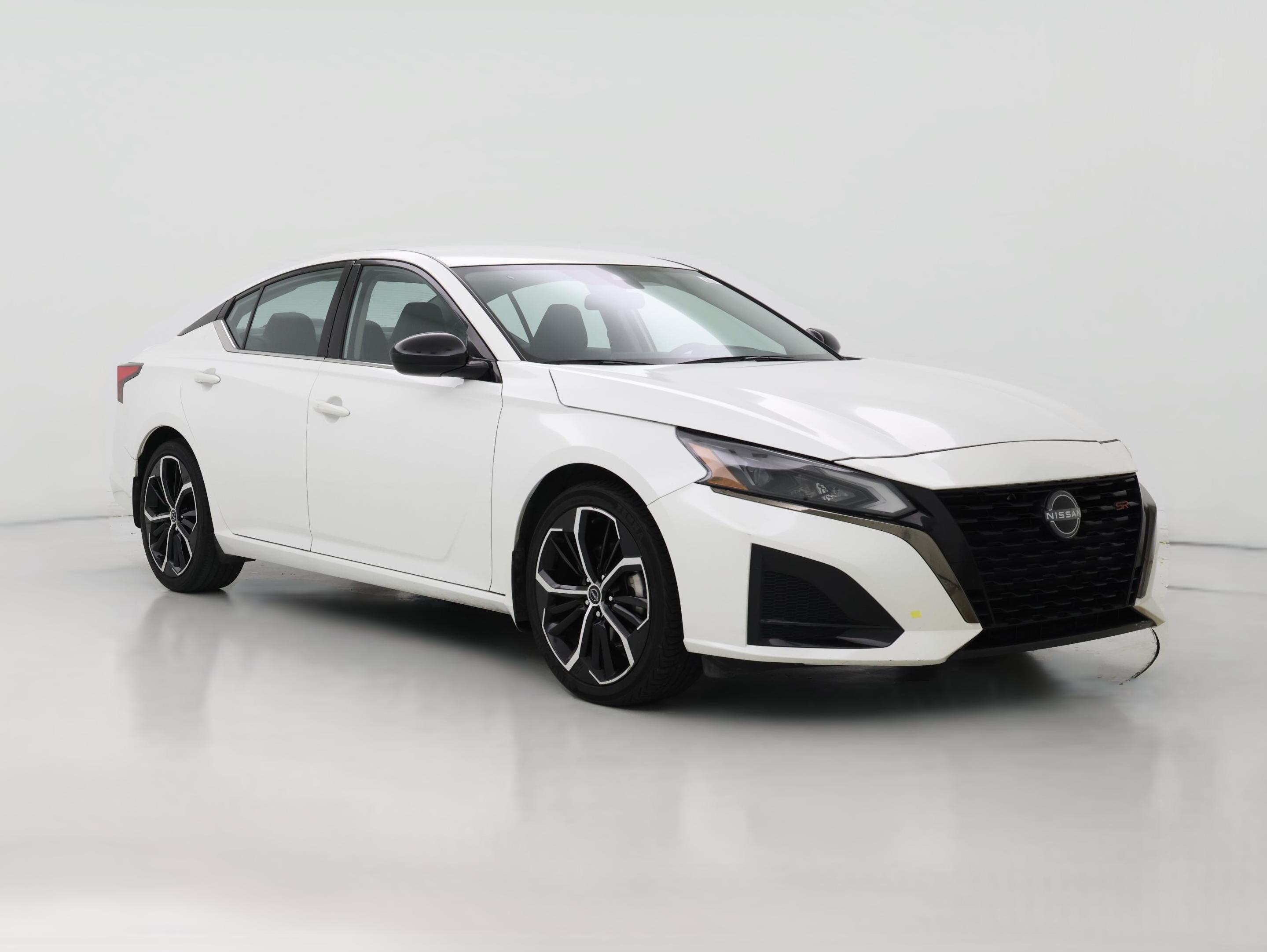 Thumbnail: 2023 Nissan Altima - 1