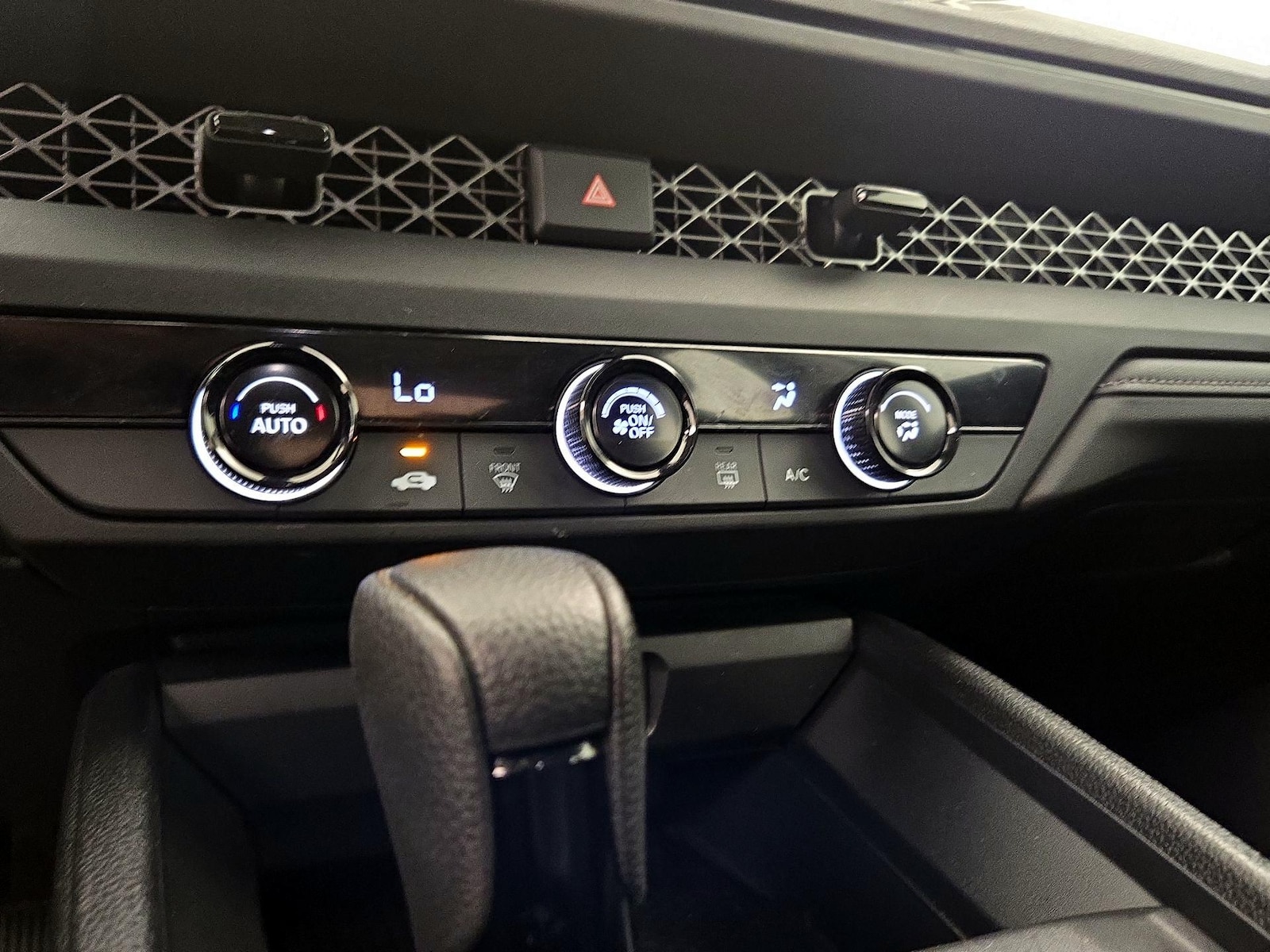 2024 Honda Accord LX - Photo 17