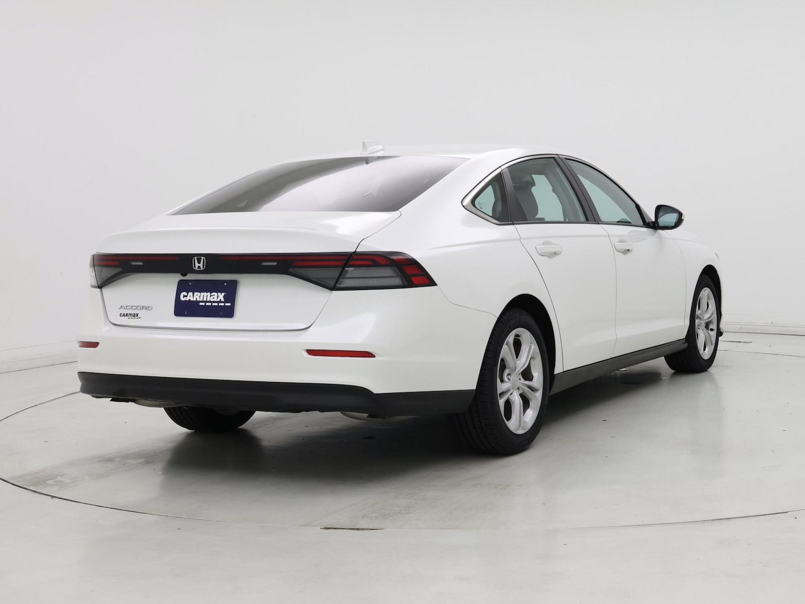 2024 Honda Accord LX - Photo 9