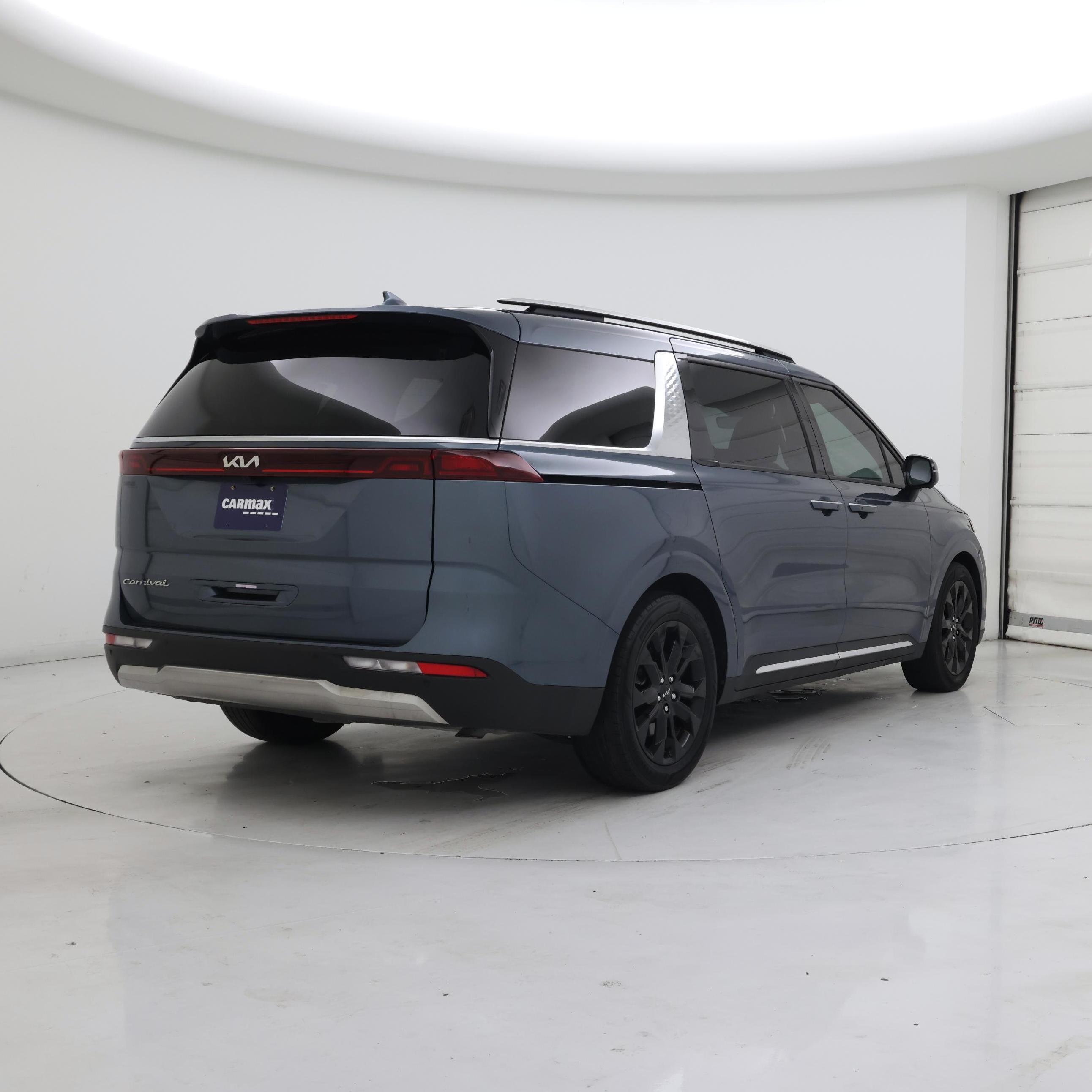 Thumbnail: 2022 Kia Carnival - 8