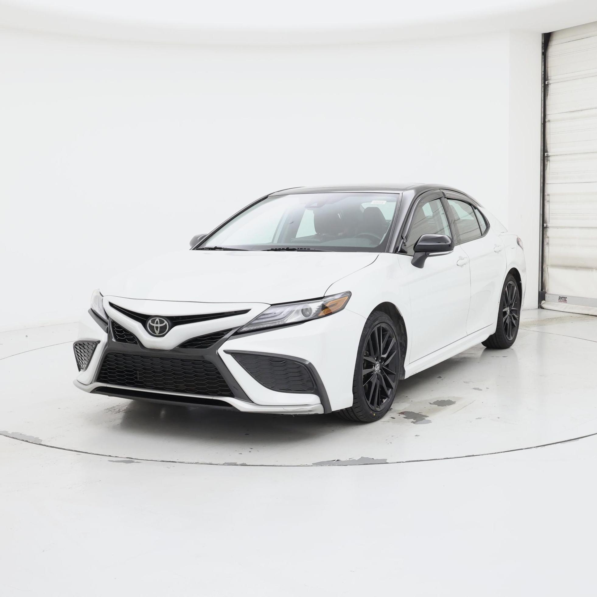 Thumbnail: 2023 Toyota Camry - 4