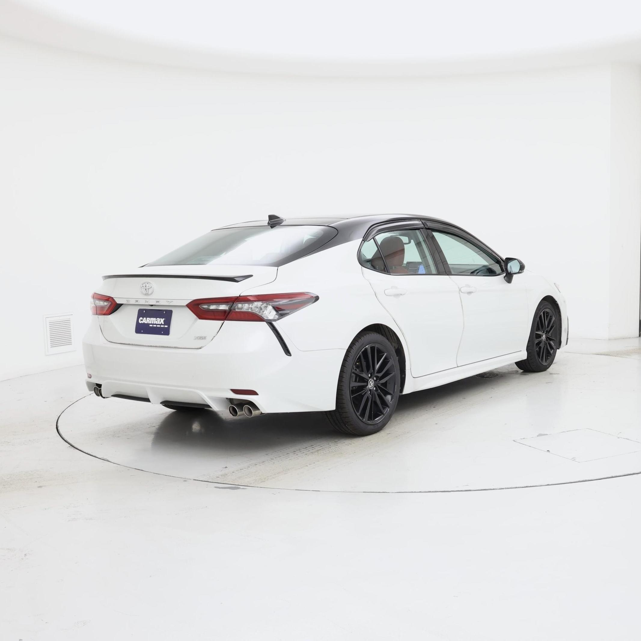Thumbnail: 2023 Toyota Camry - 8