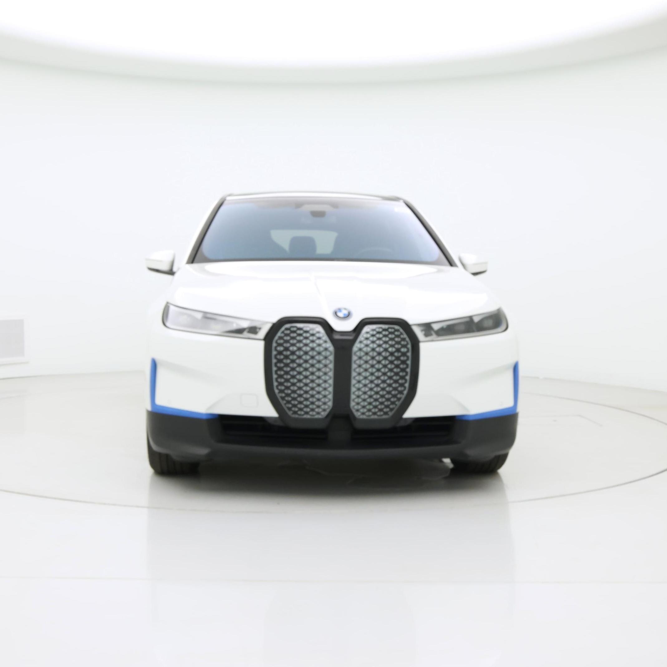 Thumbnail: 2023 BMW iX - 5
