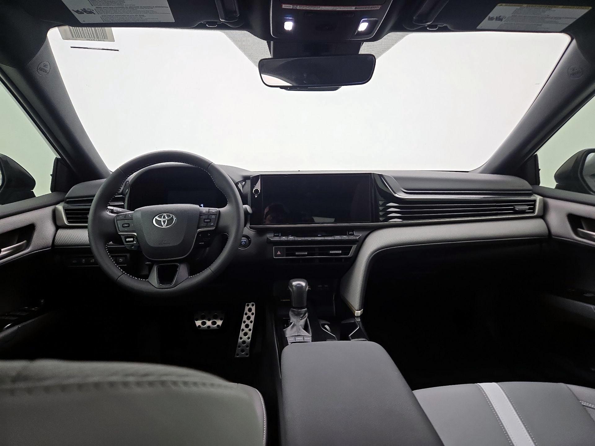 Thumbnail: 2025 Toyota Camry - 9