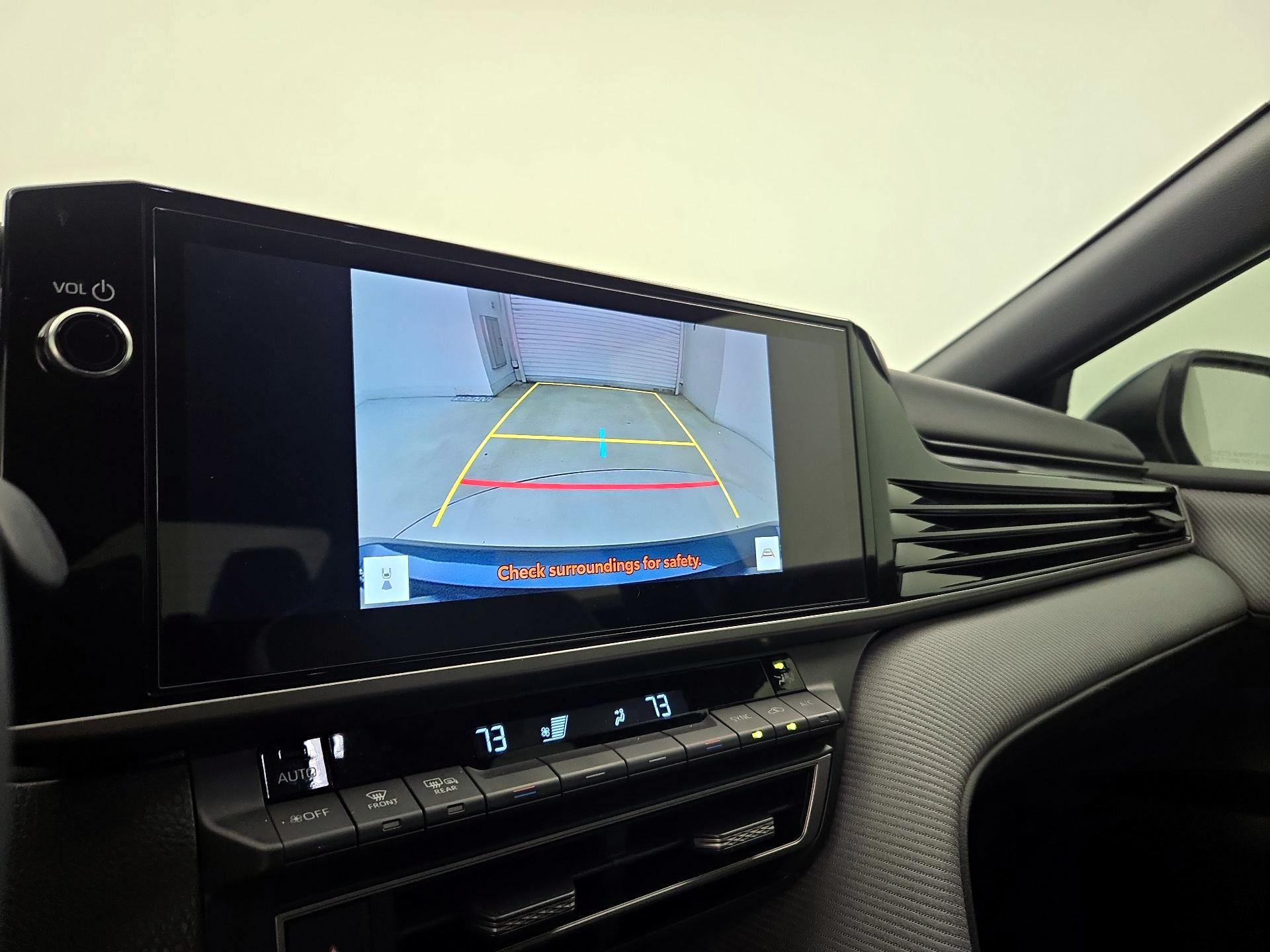 Thumbnail: 2025 Toyota Camry - 14