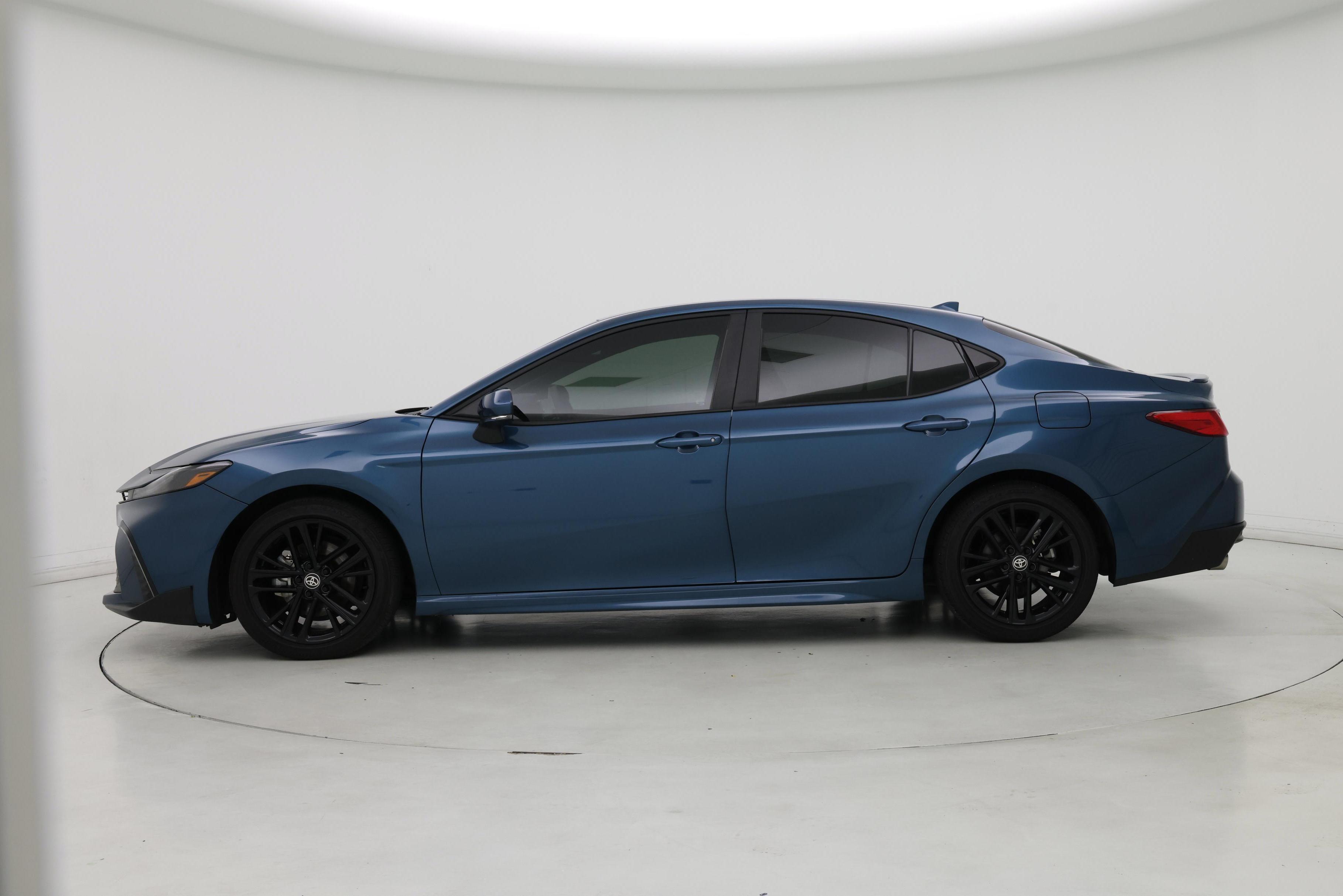 Thumbnail: 2025 Toyota Camry - 3