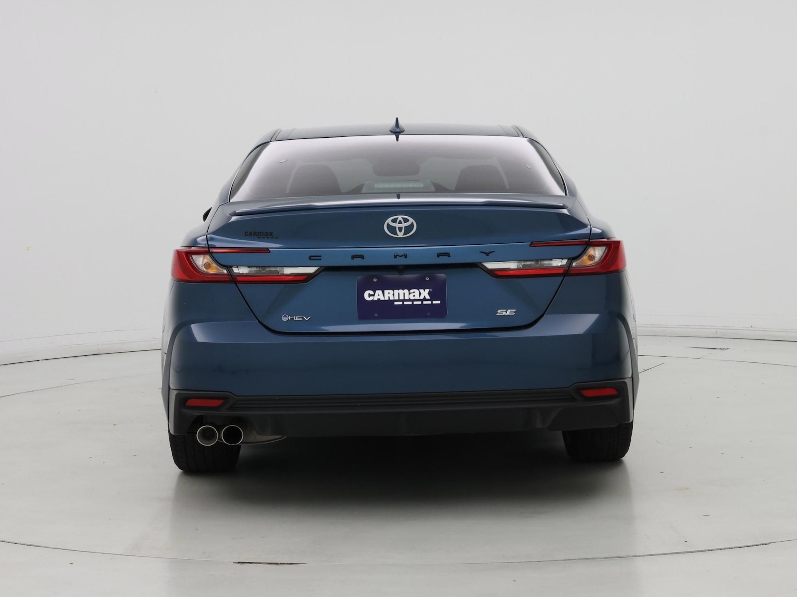 2025 Toyota Camry SE - Photo 7