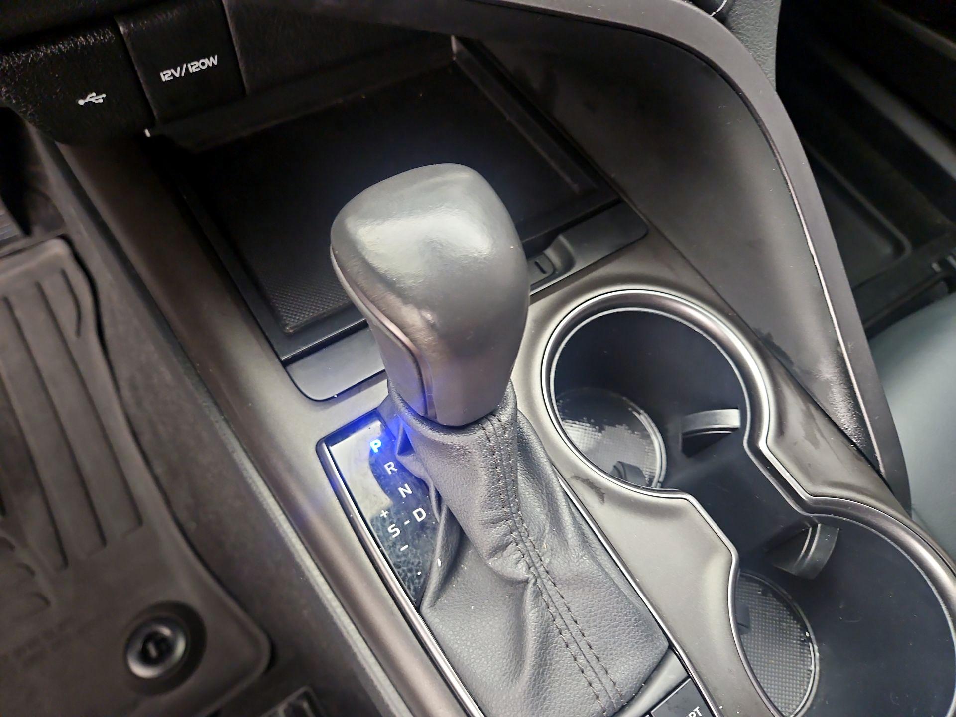 Thumbnail: 2024 Toyota Camry - 18