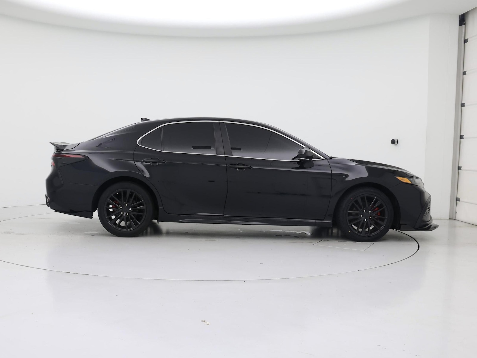 2024 Toyota Camry SE - Photo 8