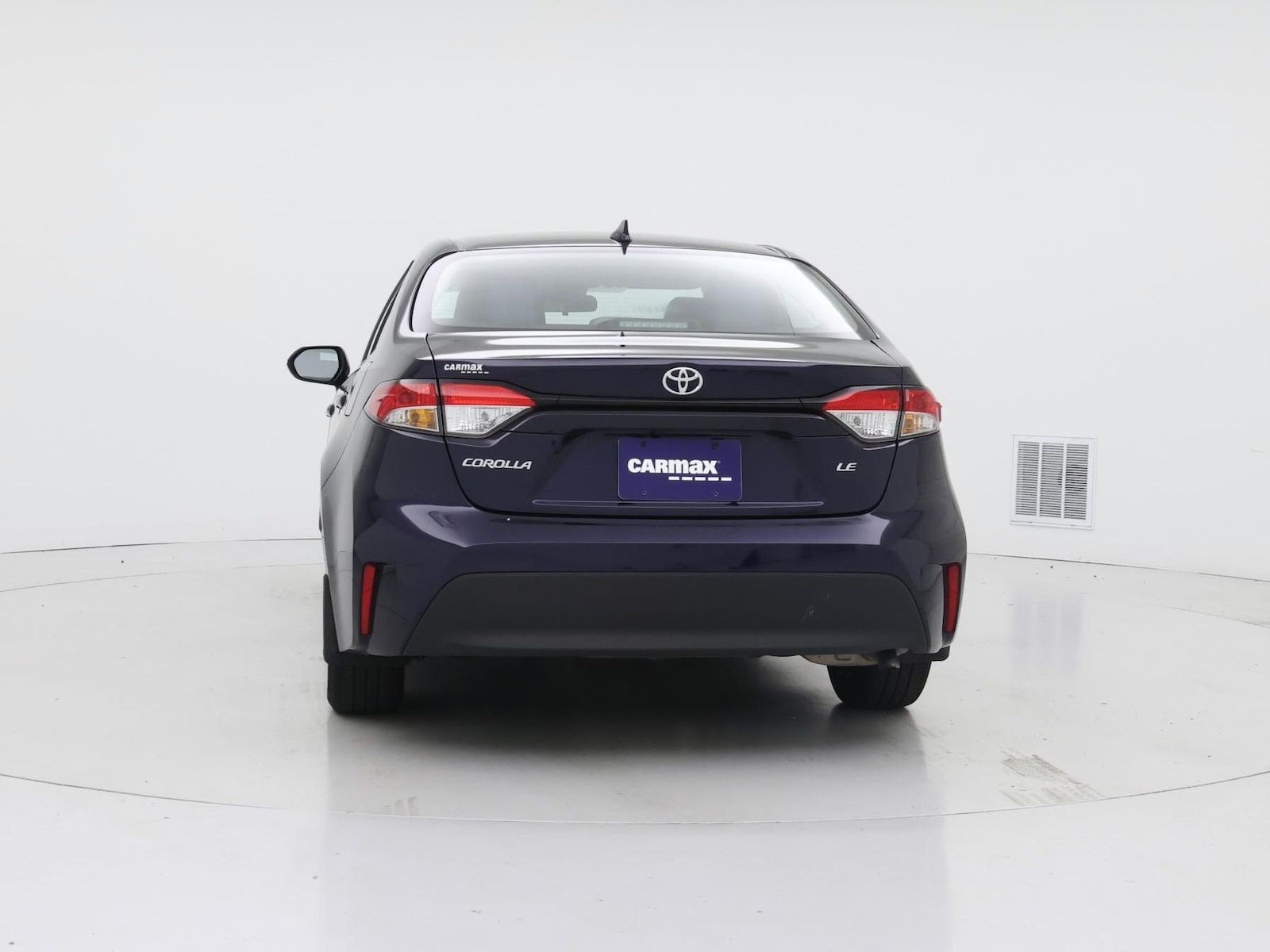 2025 Toyota Corolla LE - Photo 7