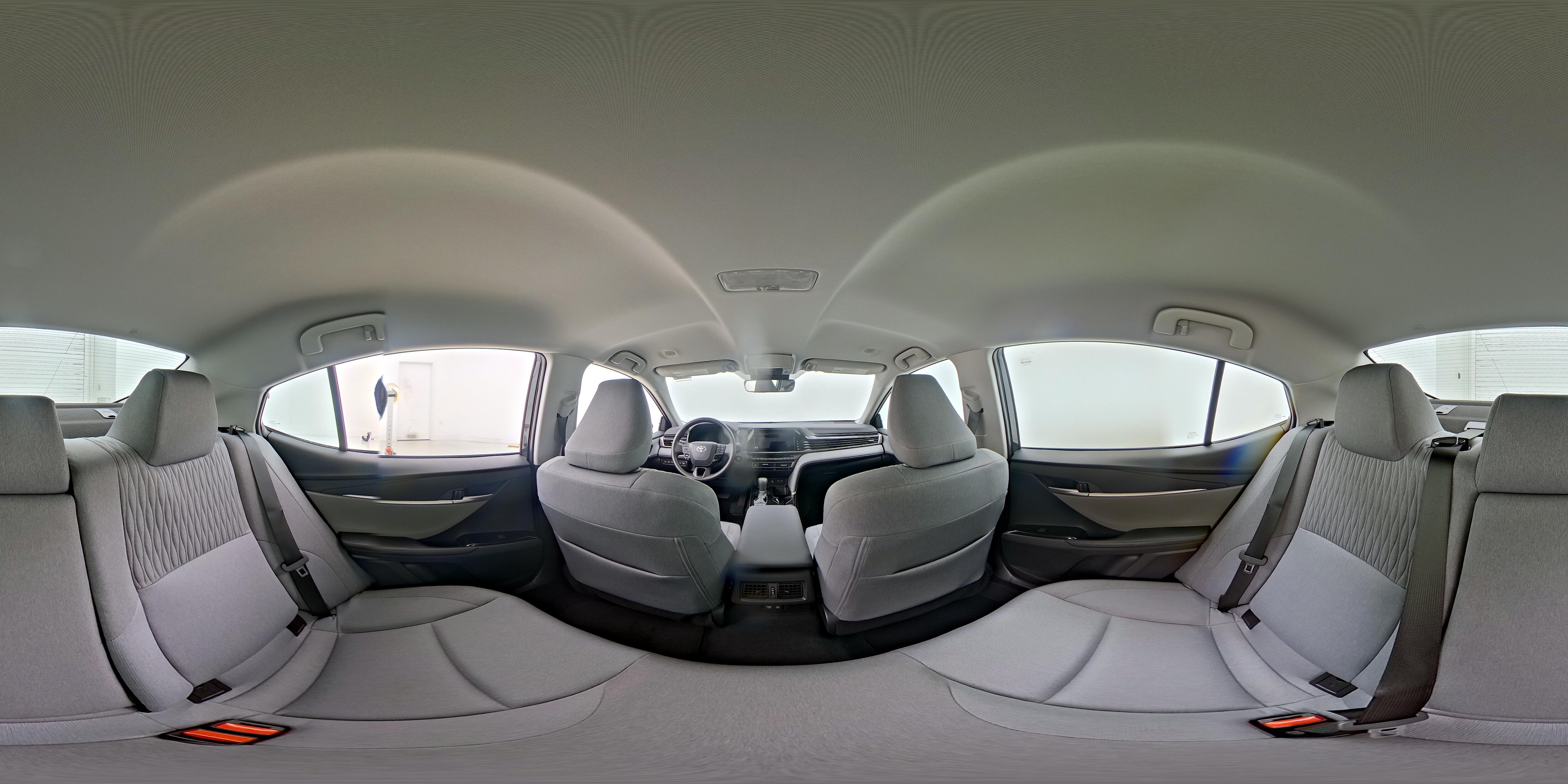 2025 Toyota Camry LE - Photo 25