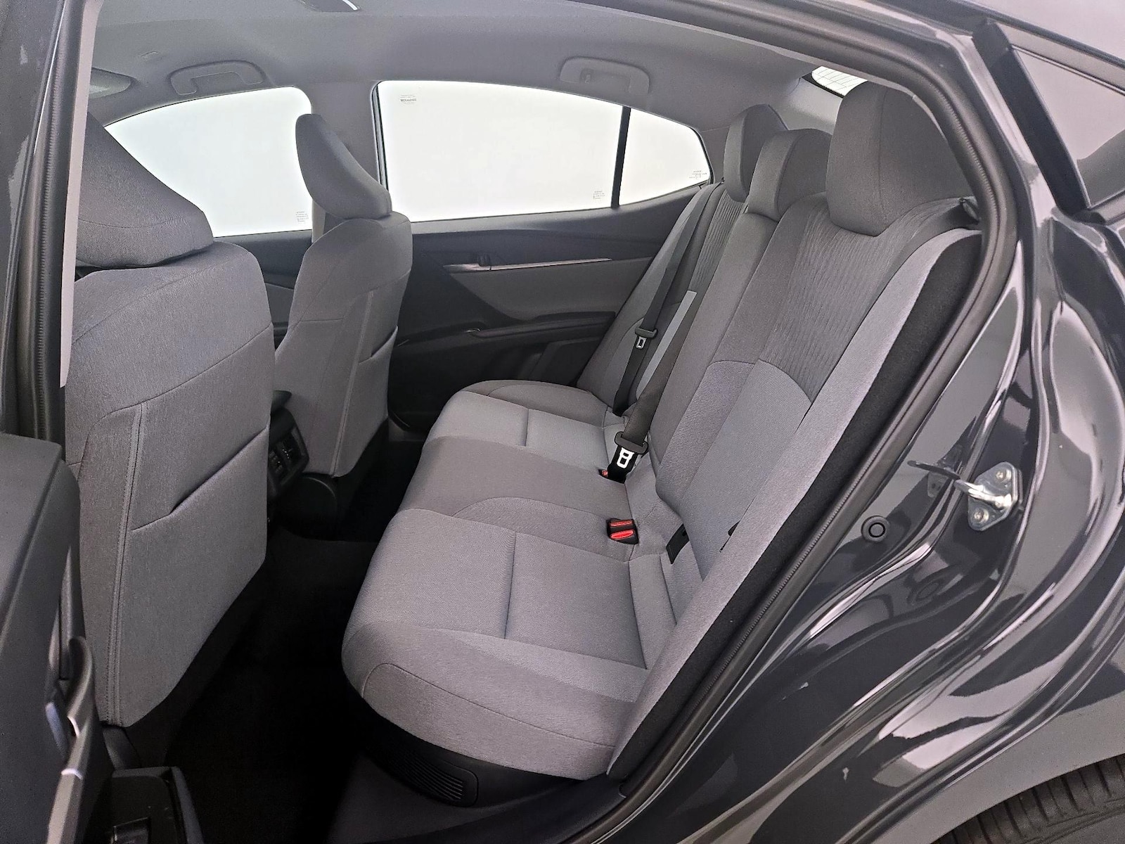 2025 Toyota Camry LE - Photo 20
