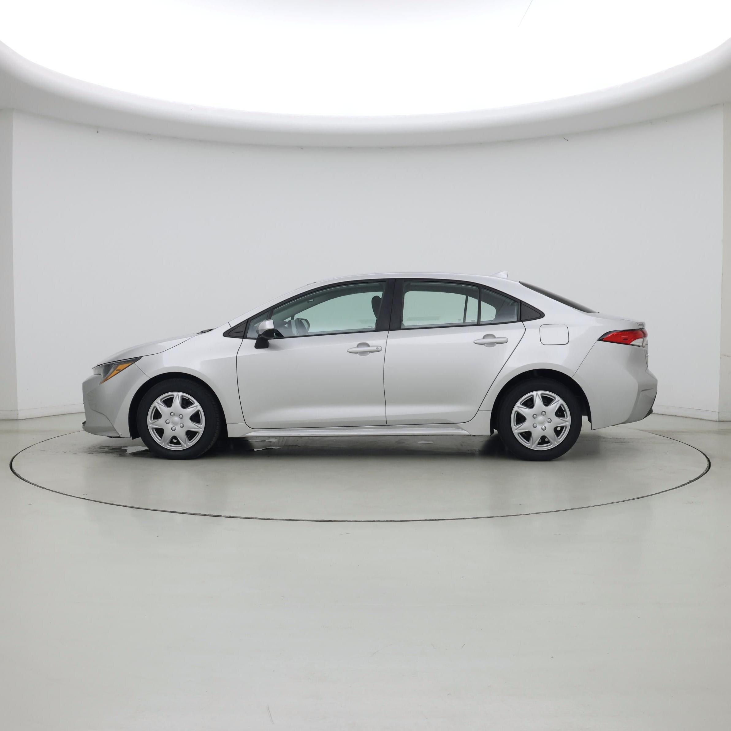 Thumbnail: 2024 Toyota Corolla - 3