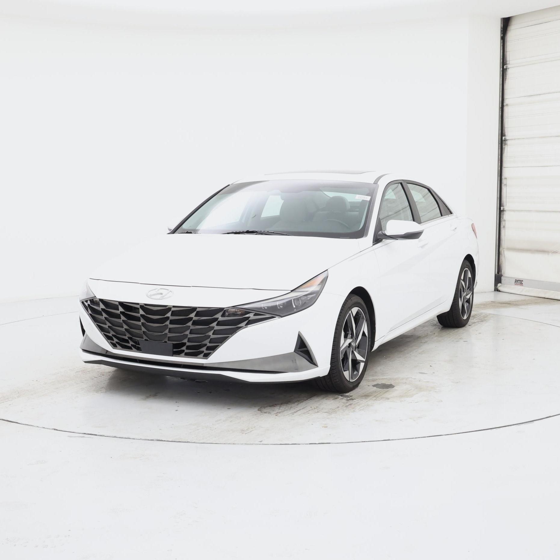 Thumbnail: 2023 Hyundai Elantra - 4