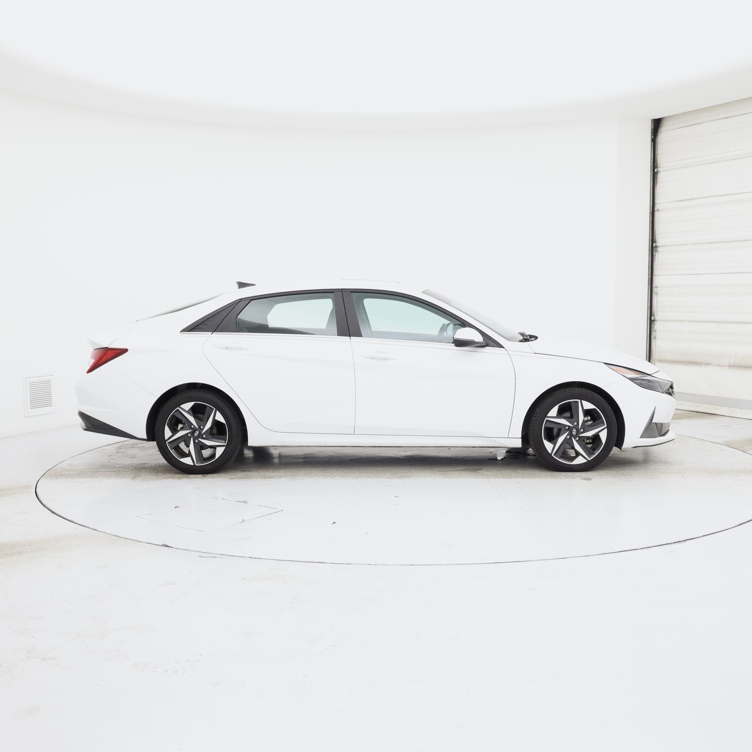 Thumbnail: 2023 Hyundai Elantra - 7