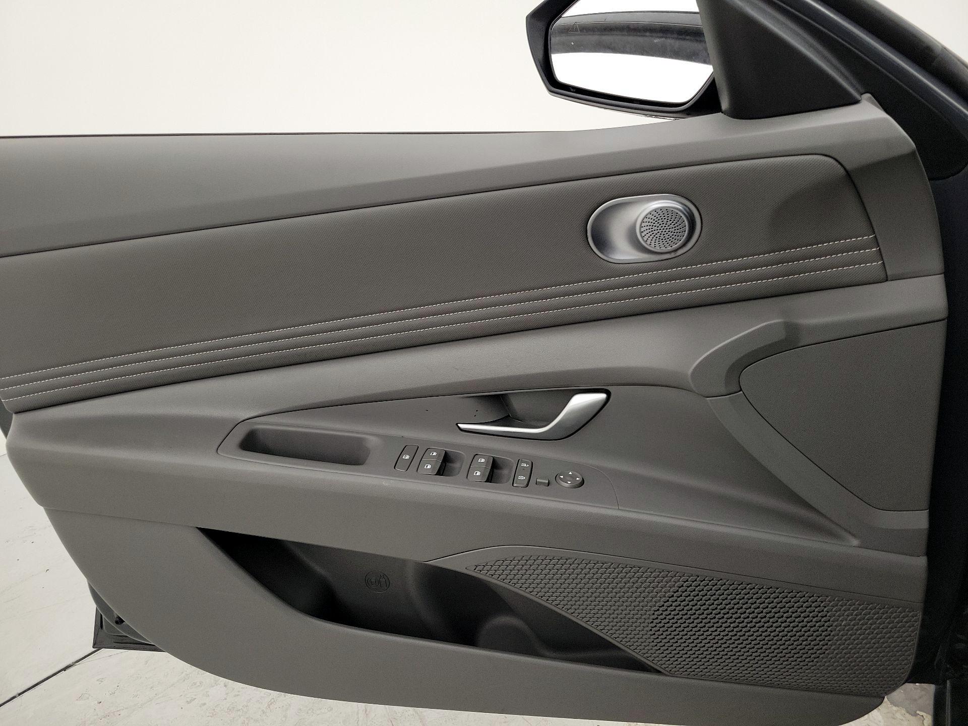Thumbnail: 2024 Hyundai Elantra - 12