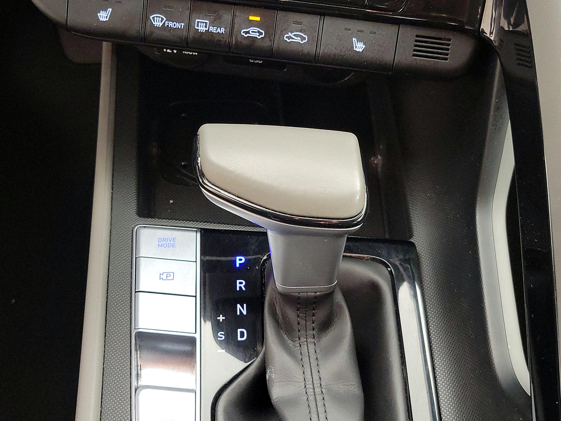 Thumbnail: 2024 Hyundai Elantra - 17
