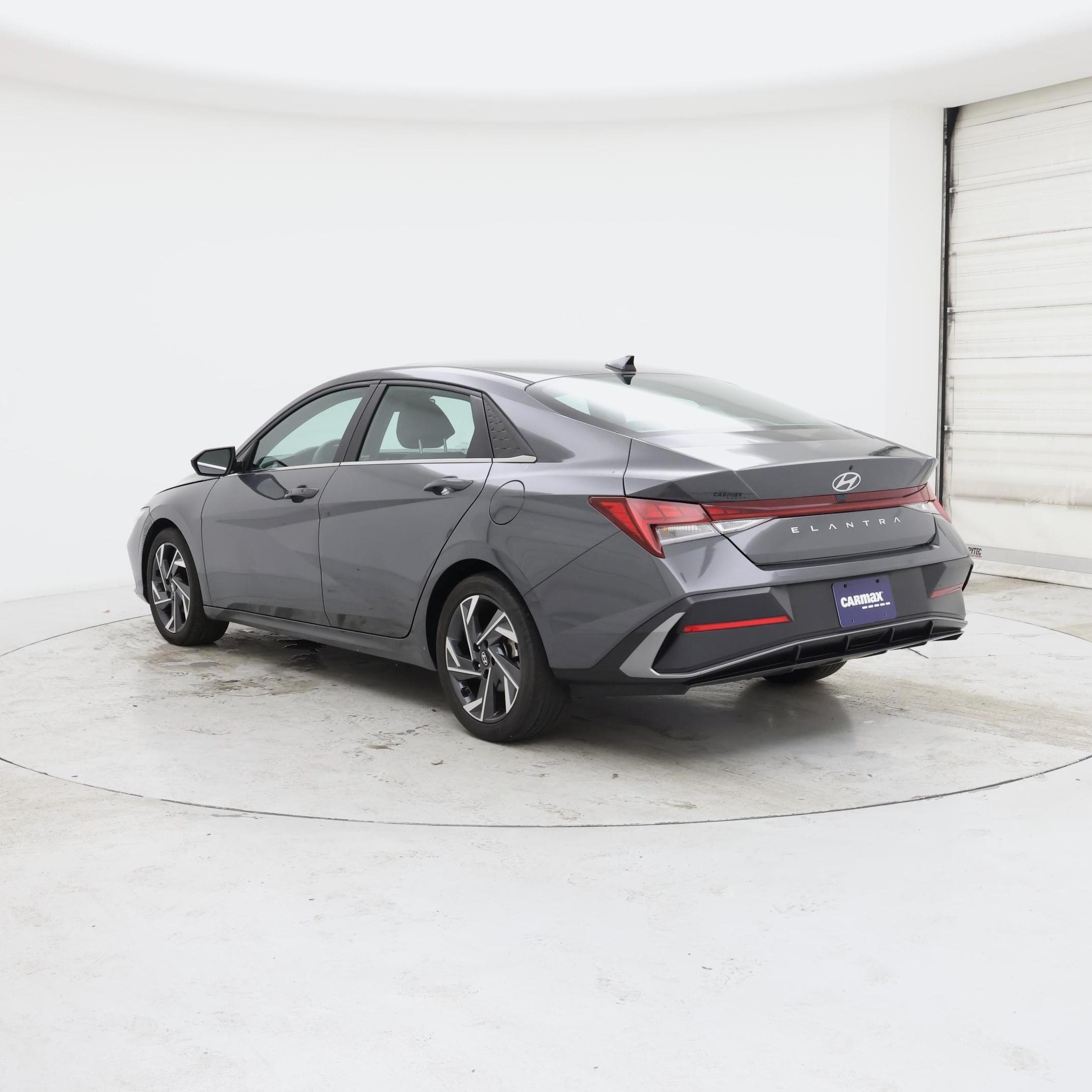 Thumbnail: 2024 Hyundai Elantra - 2