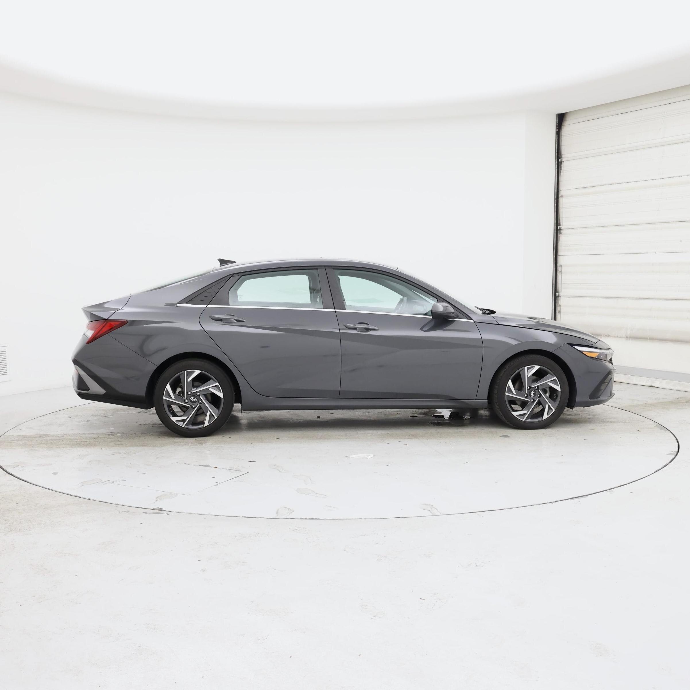 Thumbnail: 2024 Hyundai Elantra - 7