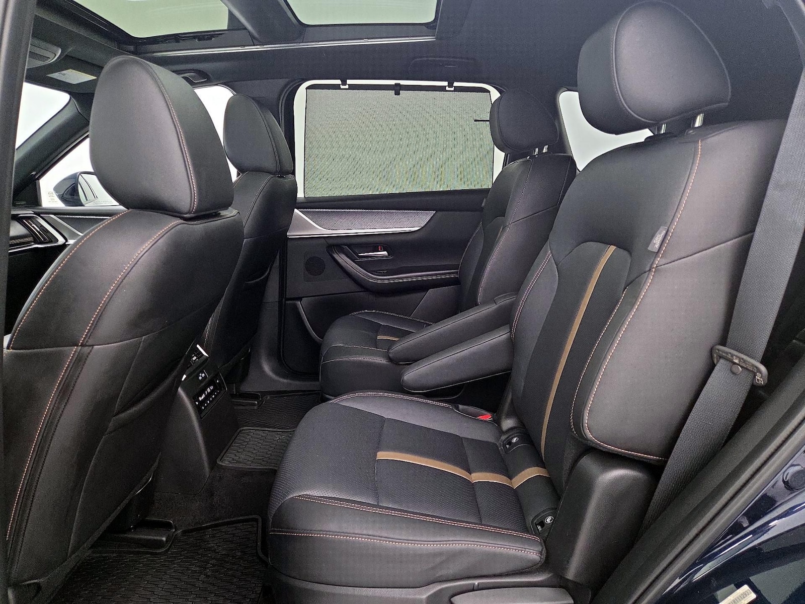Rear Air Conditioning