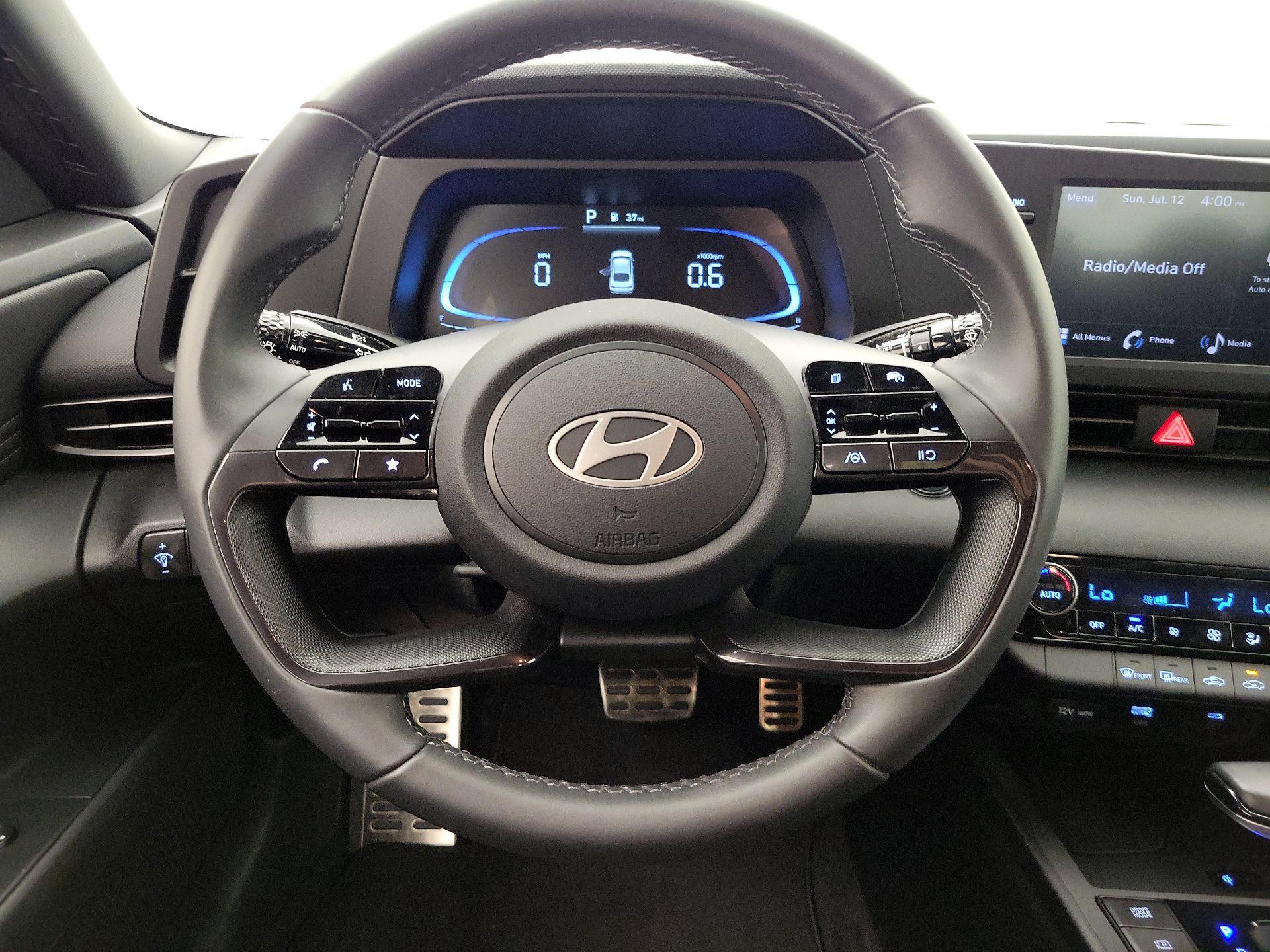 Thumbnail: 2025 Hyundai Elantra - 10