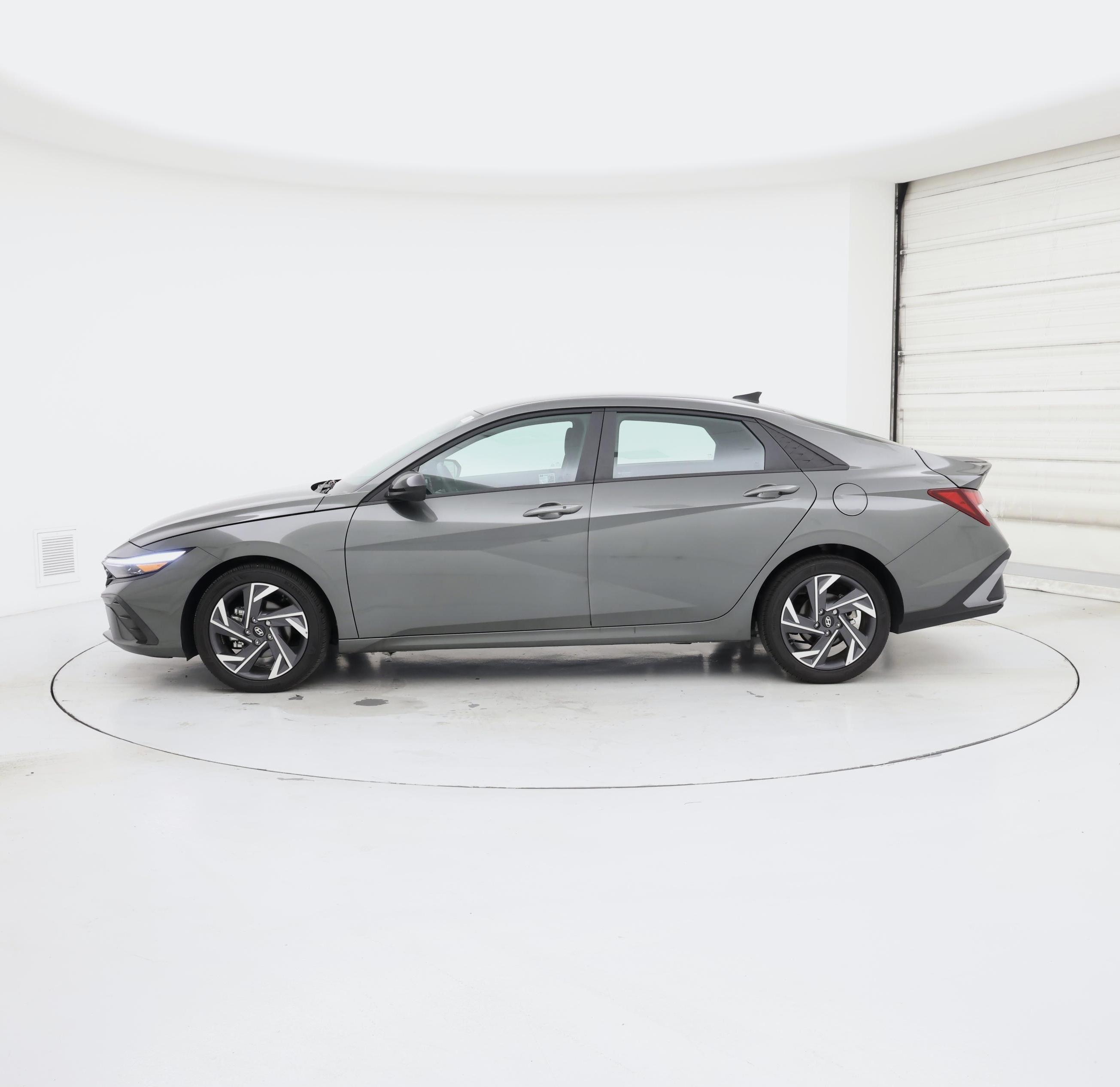 Thumbnail: 2025 Hyundai Elantra - 3
