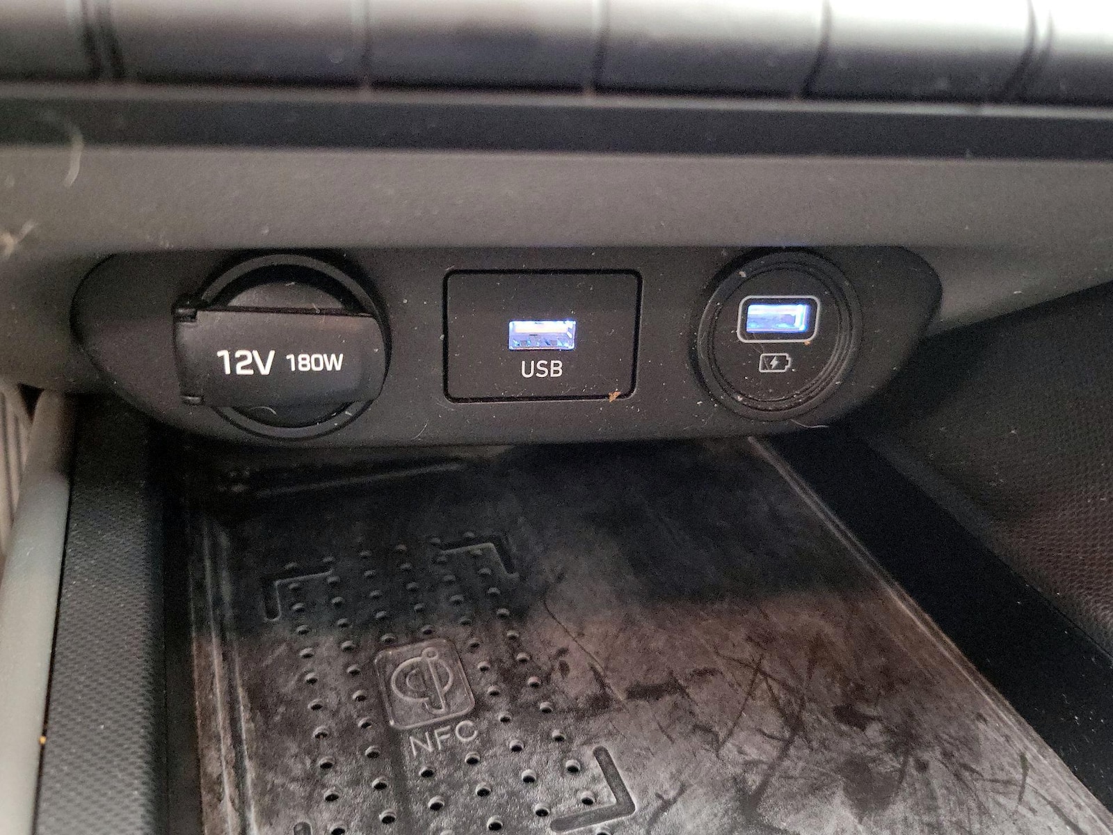 2021 Hyundai Elantra SEL - Photo 19