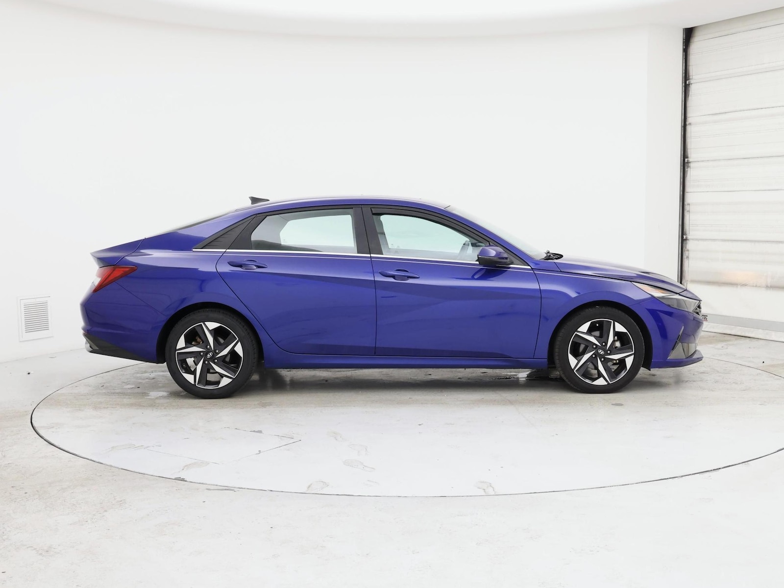 2021 Hyundai Elantra SEL - Photo 8