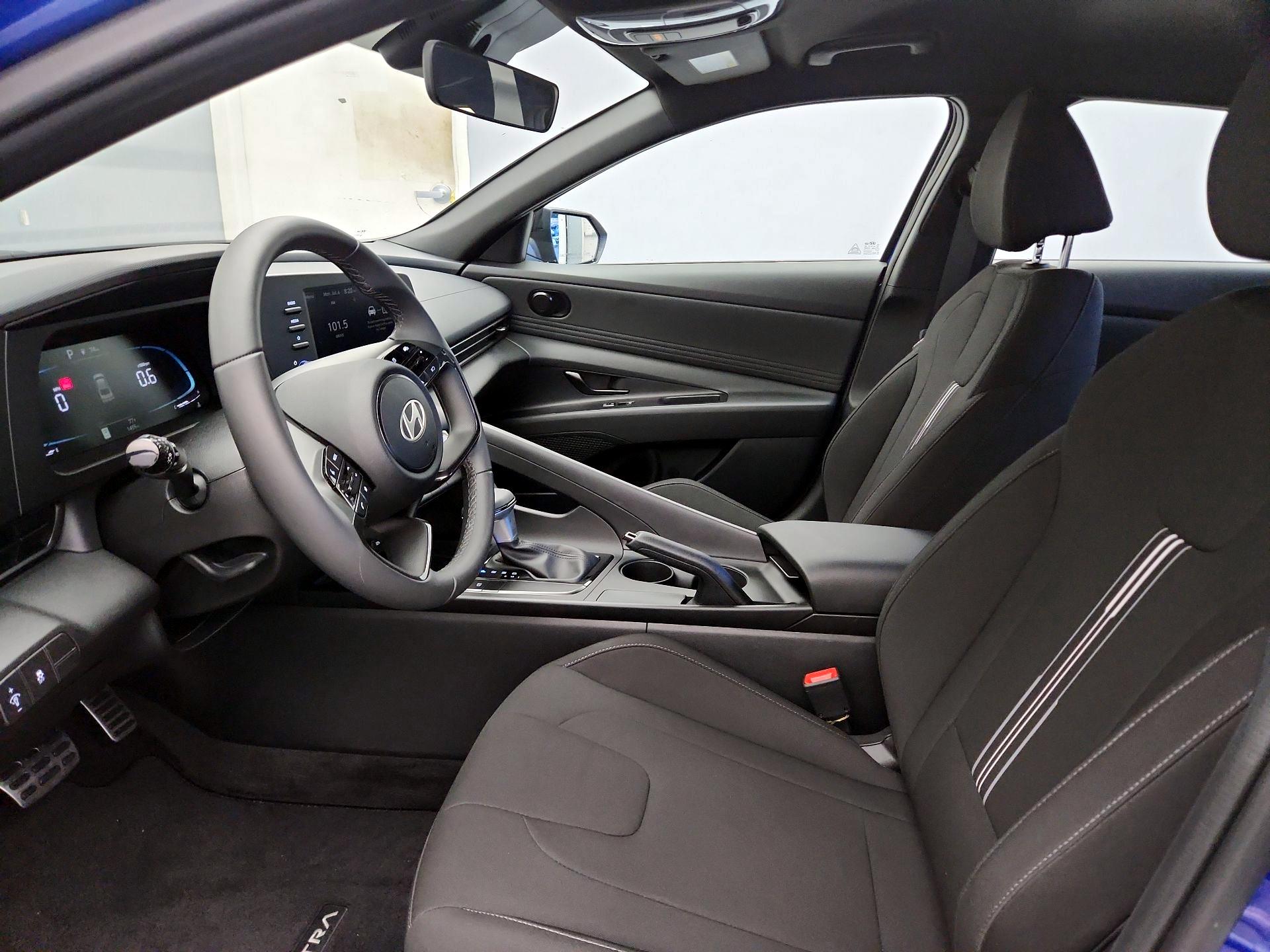 Thumbnail: 2025 Hyundai Elantra - 11