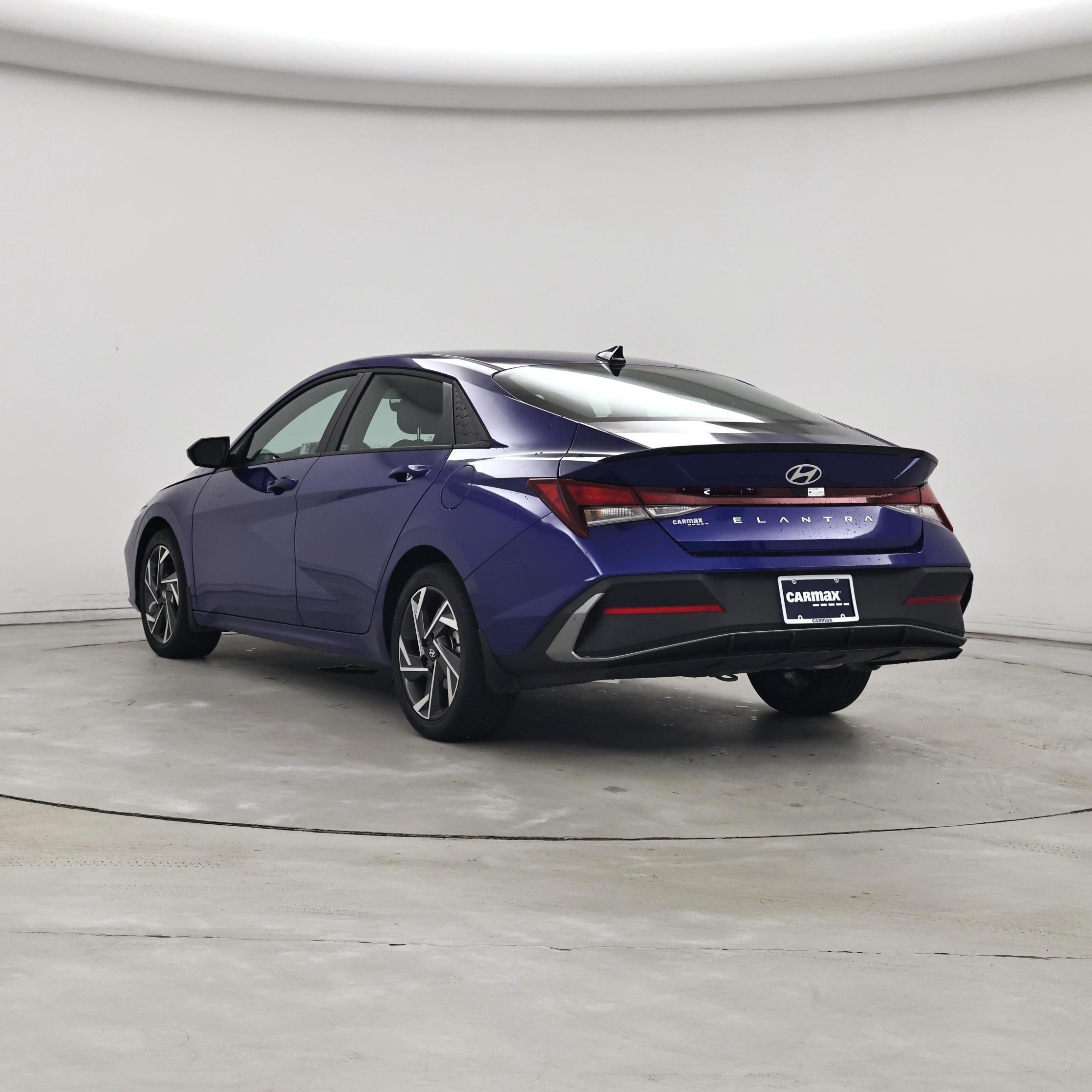 Thumbnail: 2025 Hyundai Elantra - 2